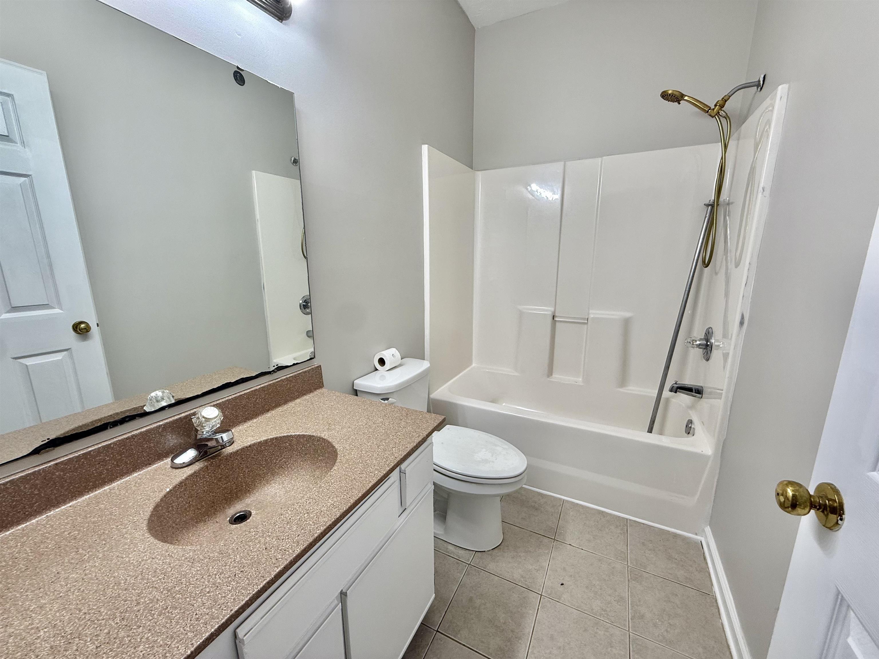 492 River Oaks Dr. Property Photo 13