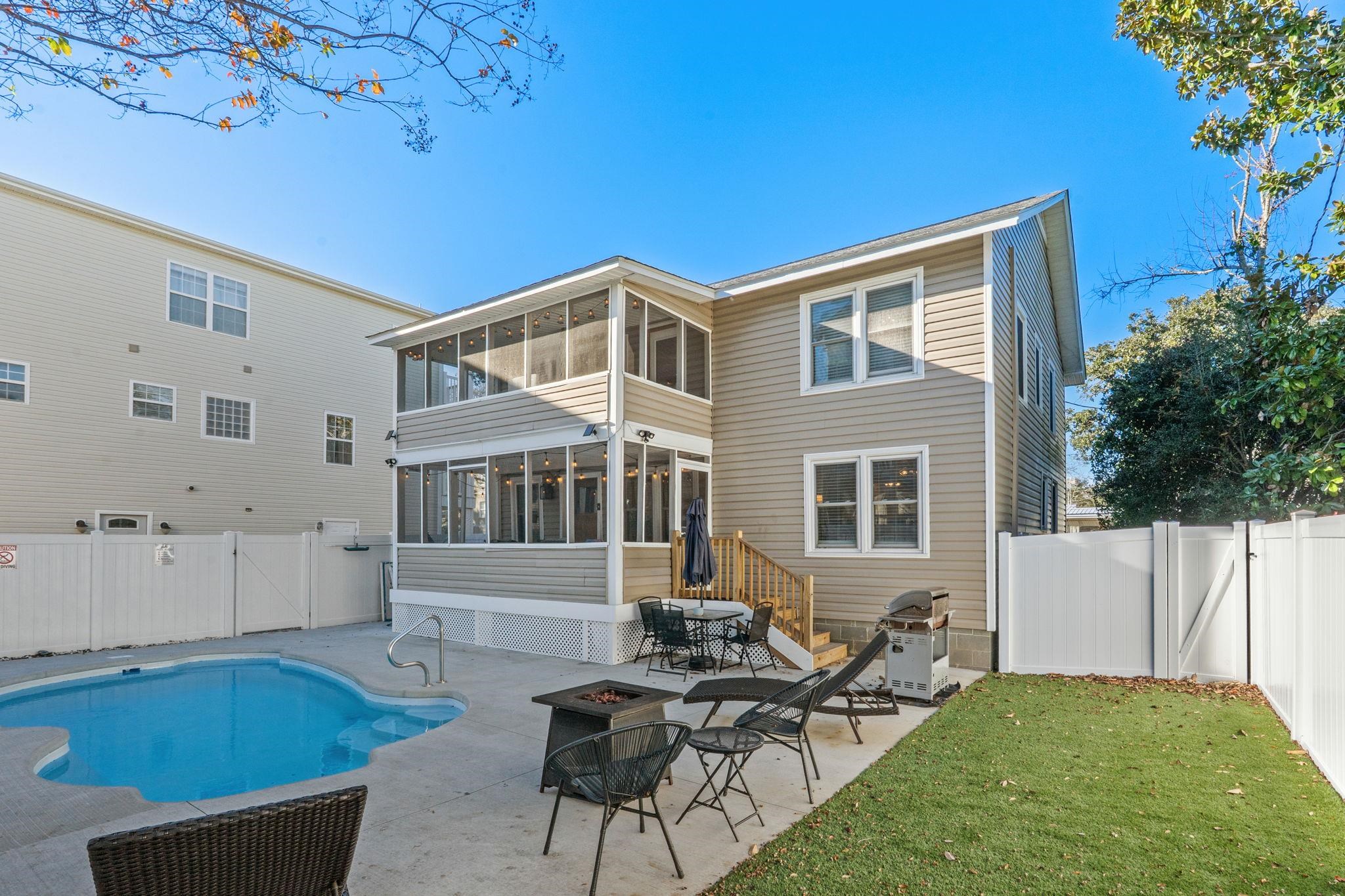 1519 Havens Dr. Property Photo 3