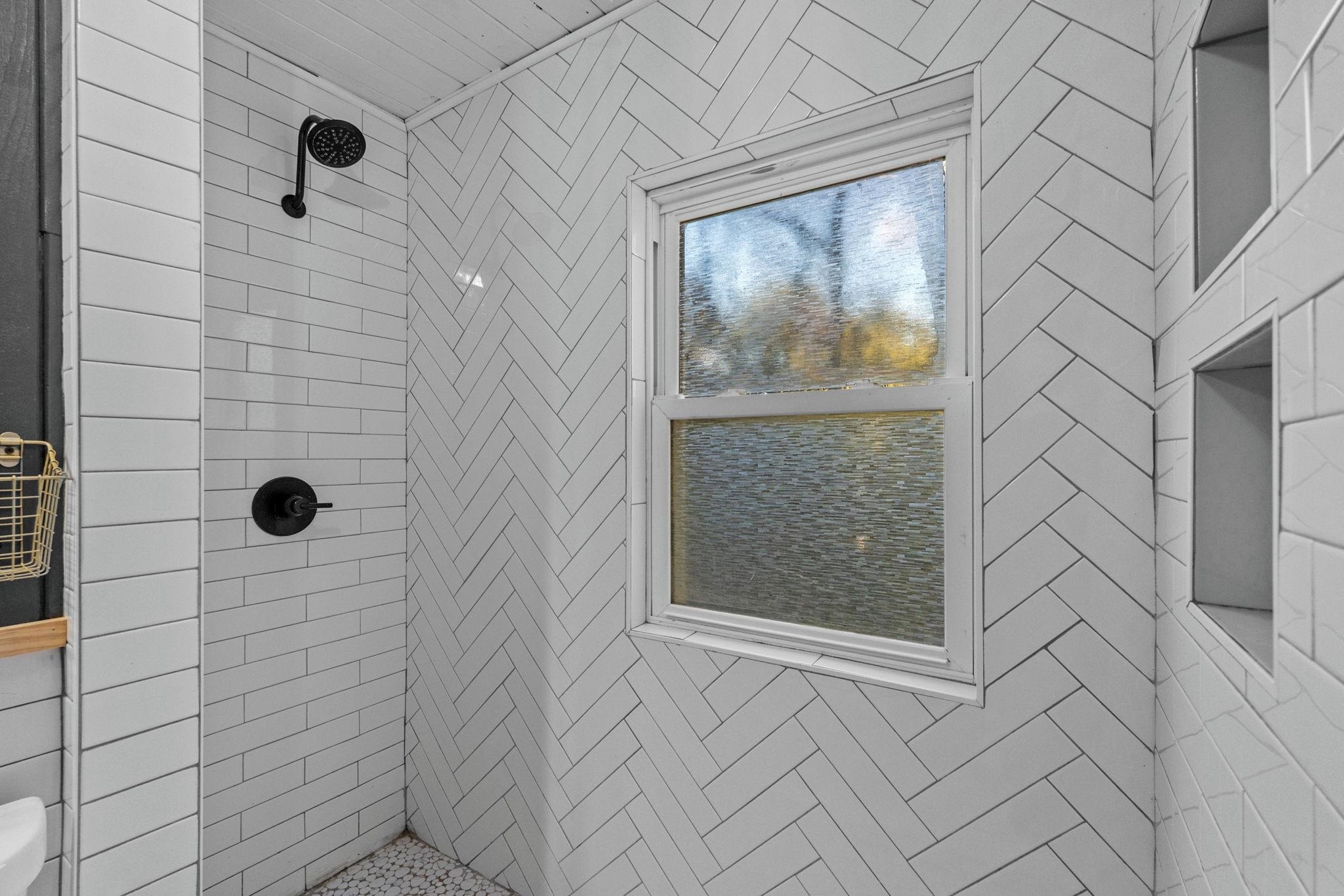 1519 Havens Dr. Property Photo 37