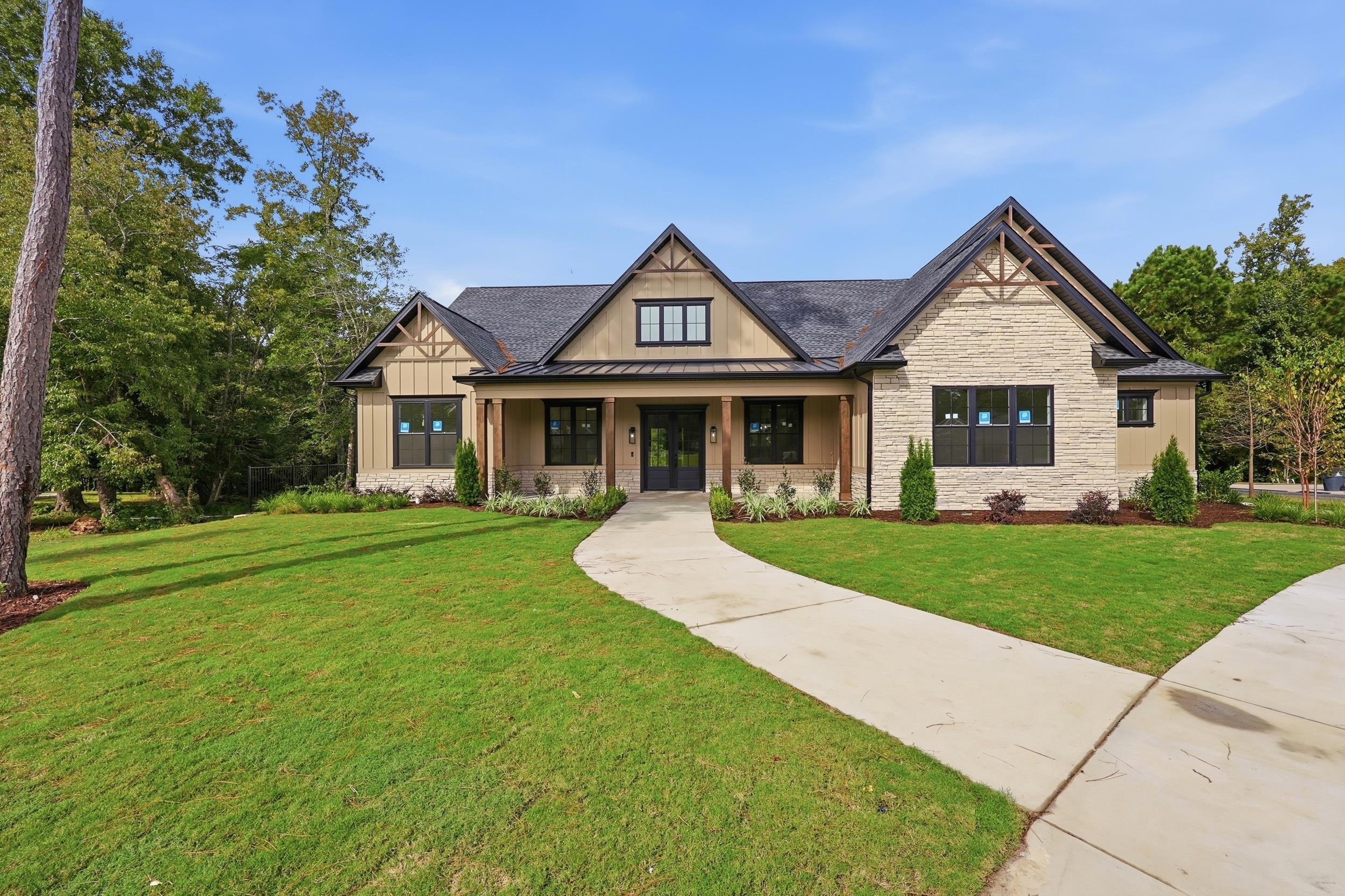 2237 Maybank Circle Property Photo 1