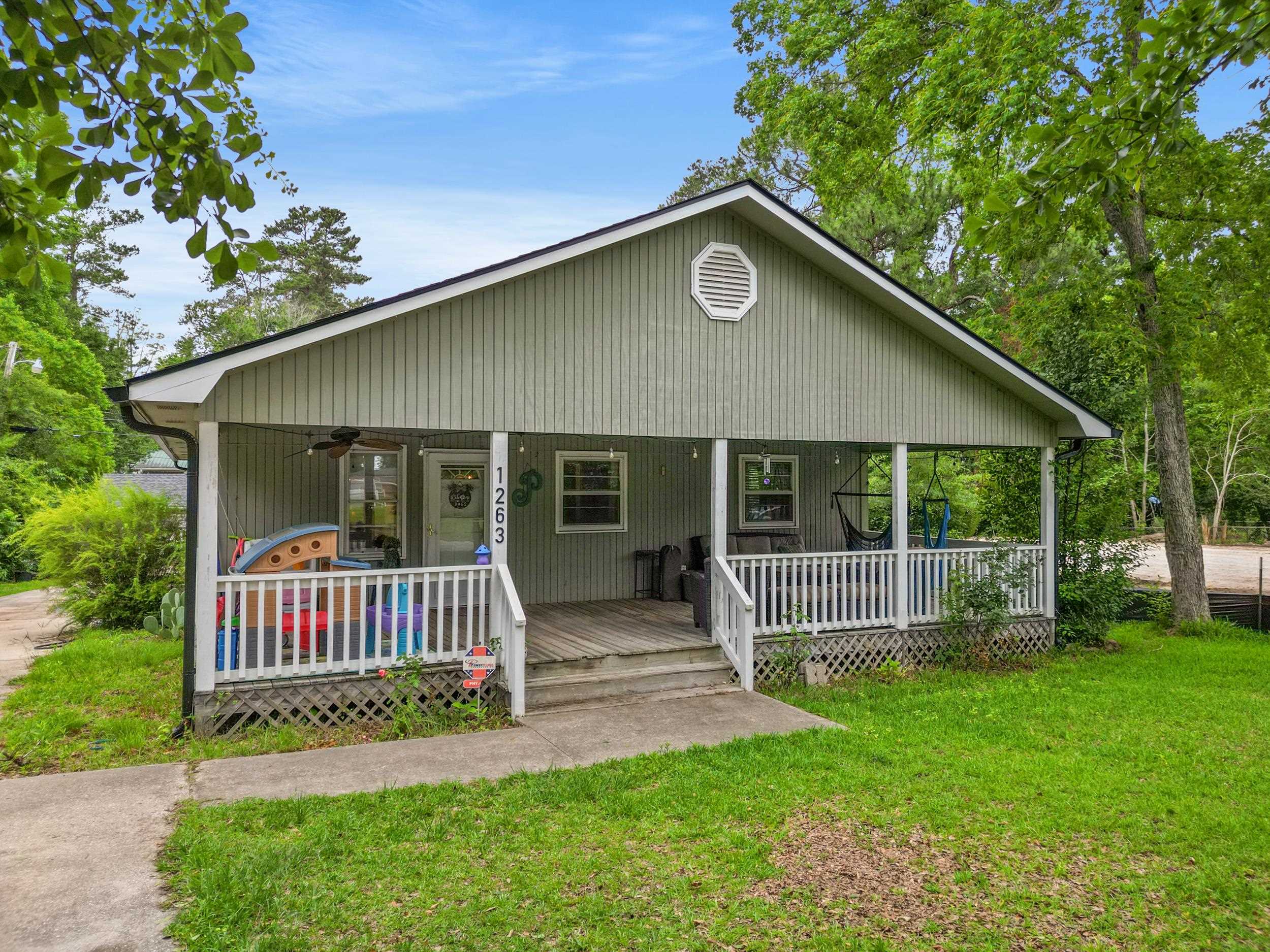 1263 Park Hill Dr. Property Photo 2