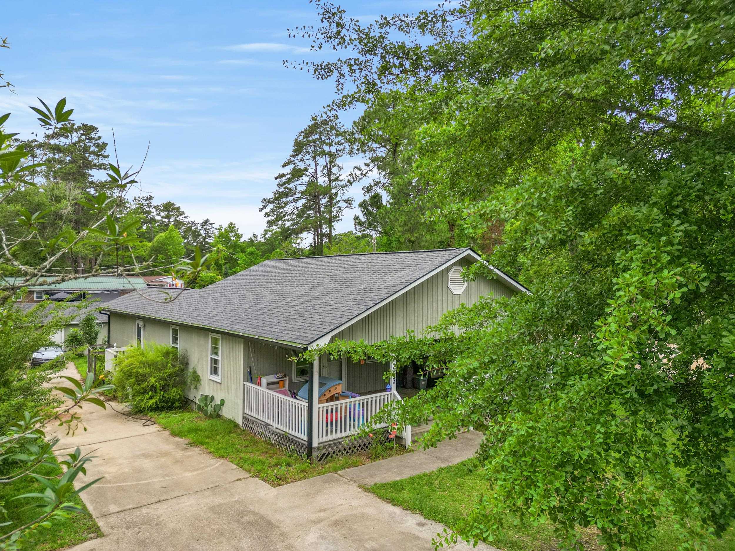 1263 Park Hill Dr. Property Photo 3