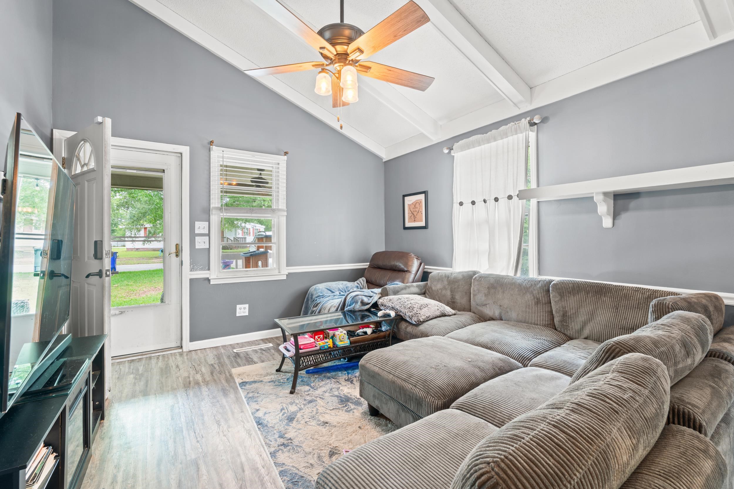 1263 Park Hill Dr. Property Photo 11