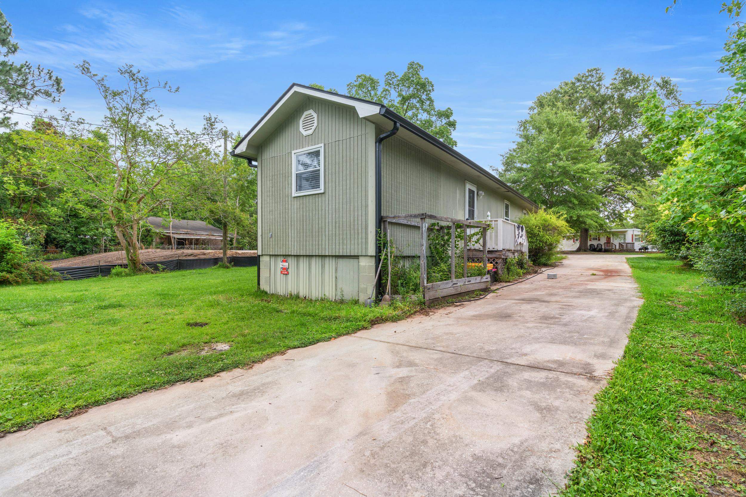 1263 Park Hill Dr. Property Photo 20