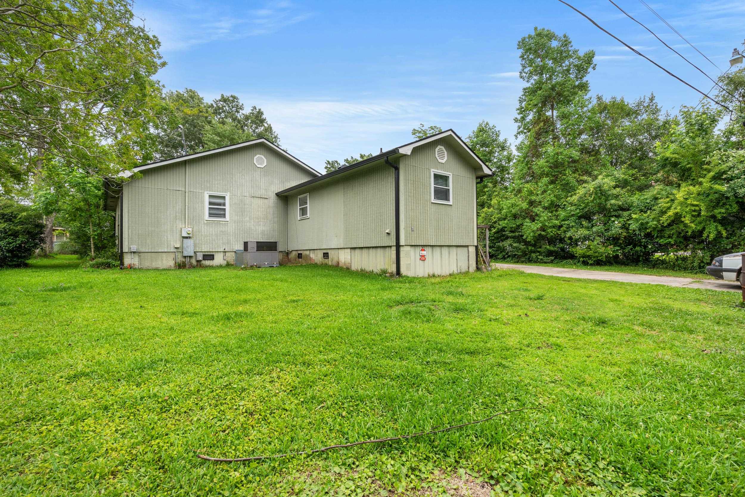 1263 Park Hill Dr. Property Photo 23