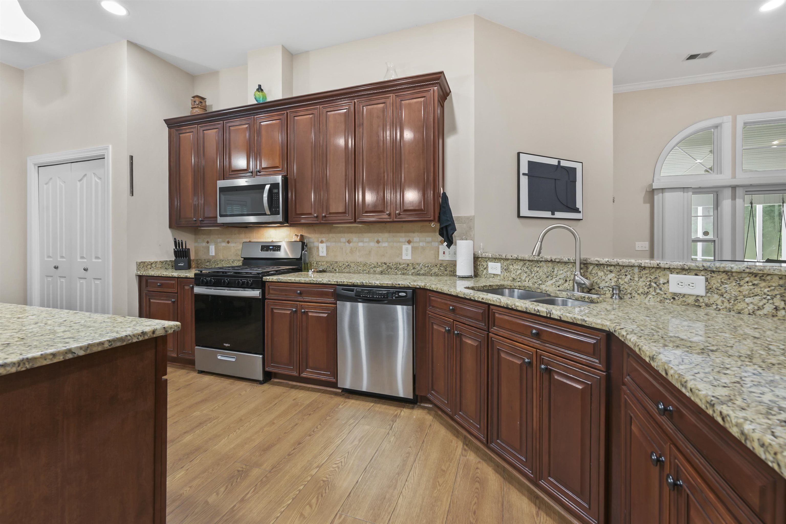 499 Trestle Way Property Photo 16