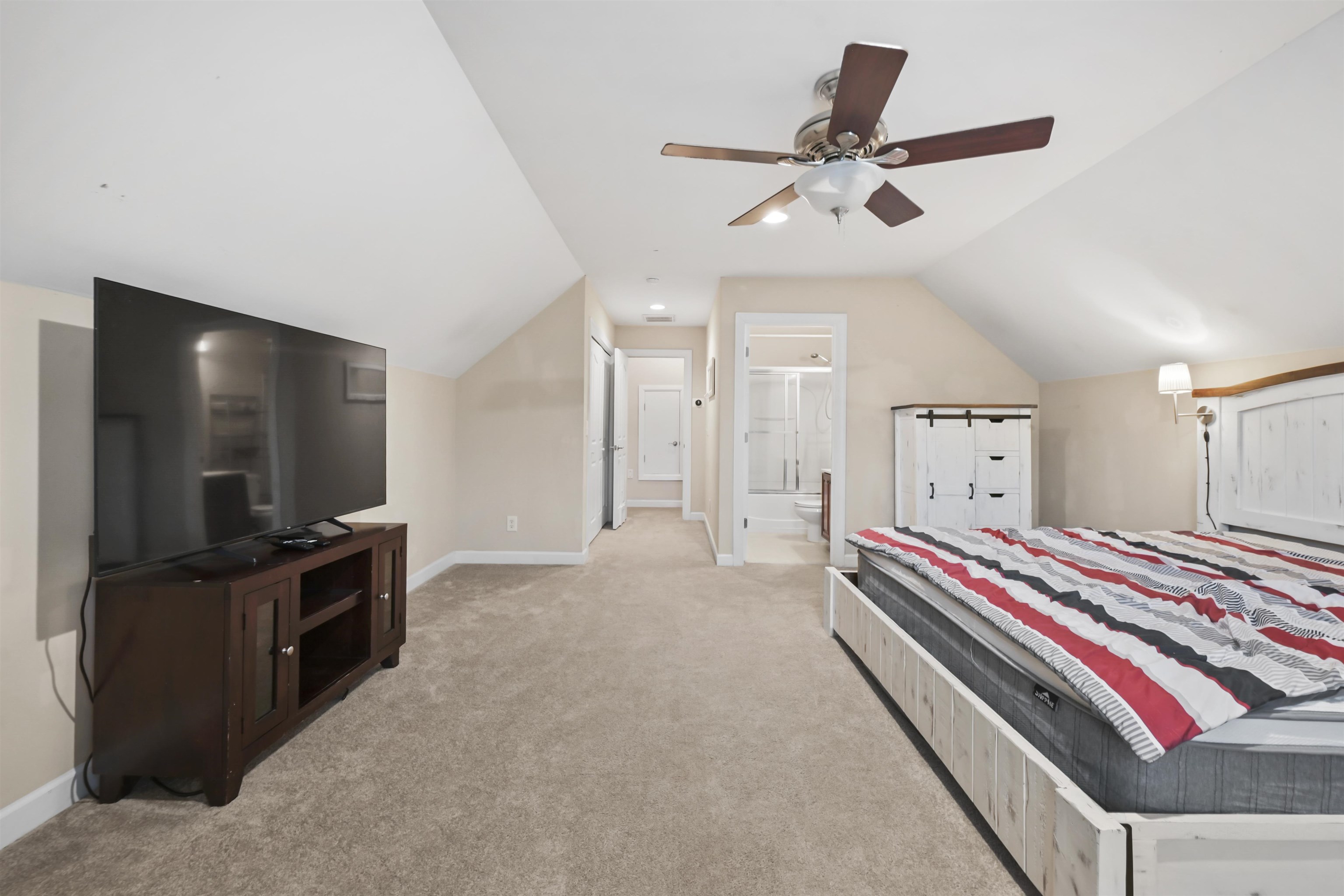 499 Trestle Way Property Photo 34