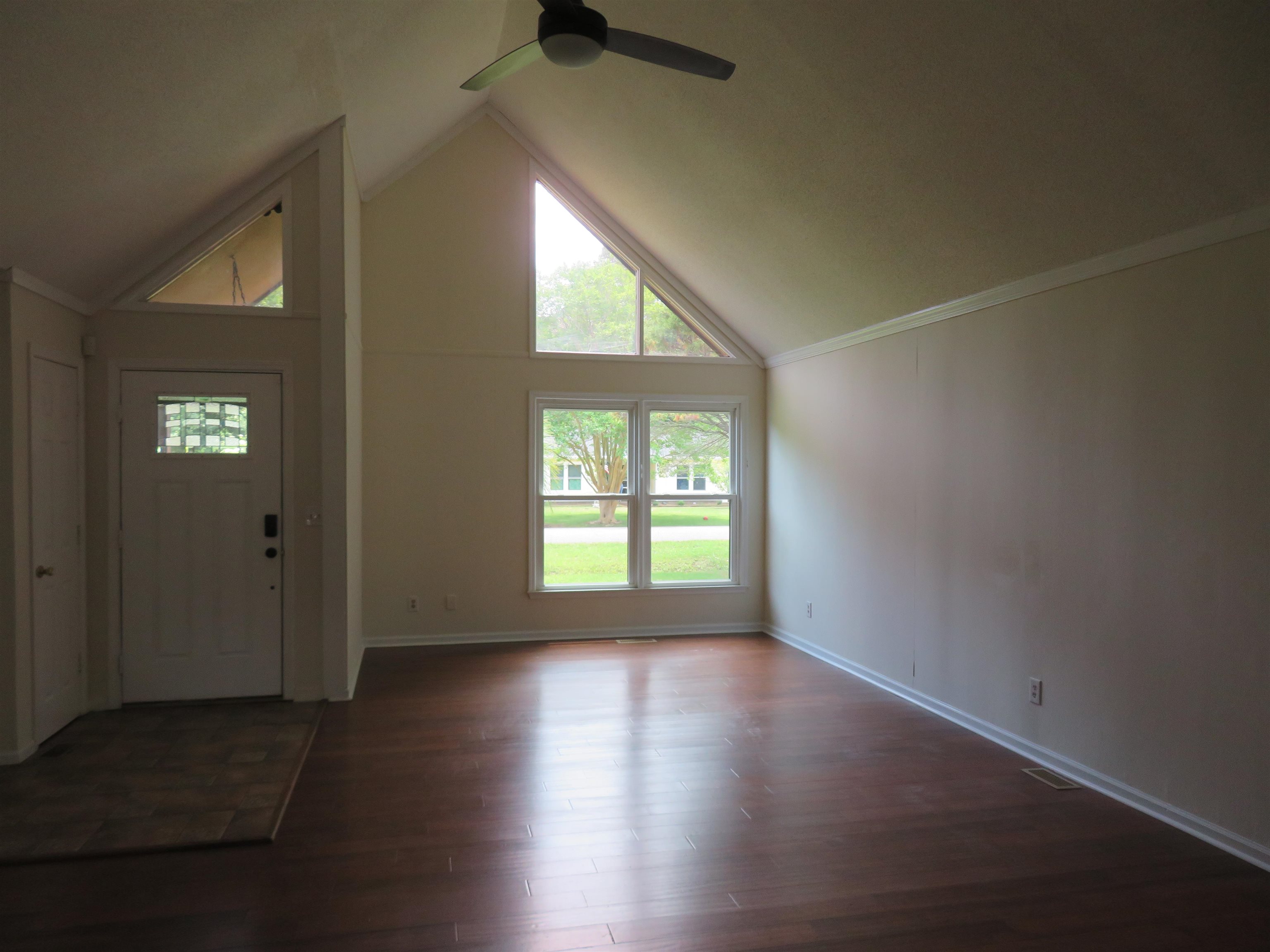 55 Plantation Rd. Property Photo 3