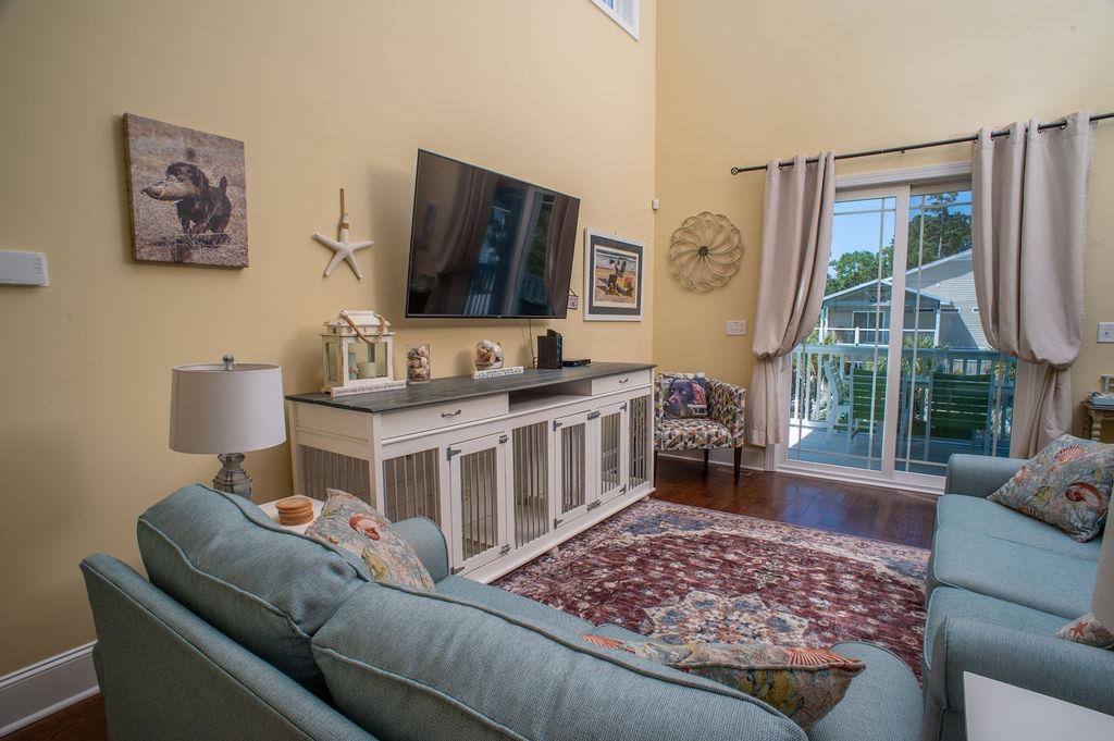 429 Oak Ave. Property Photo 11