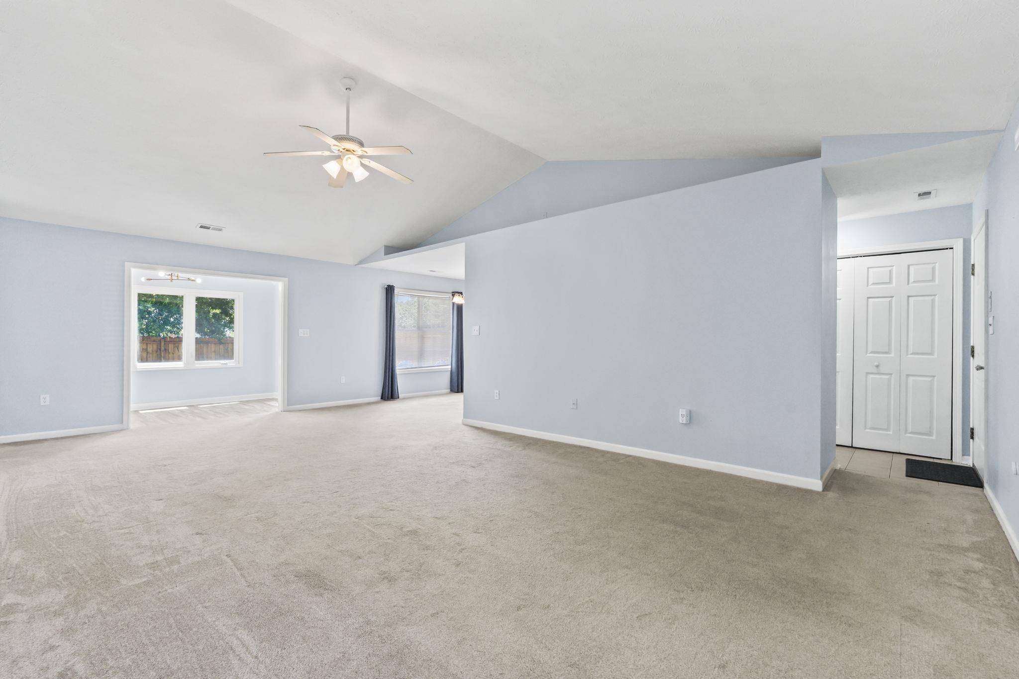 1004 Autumn Dr. Property Photo 19