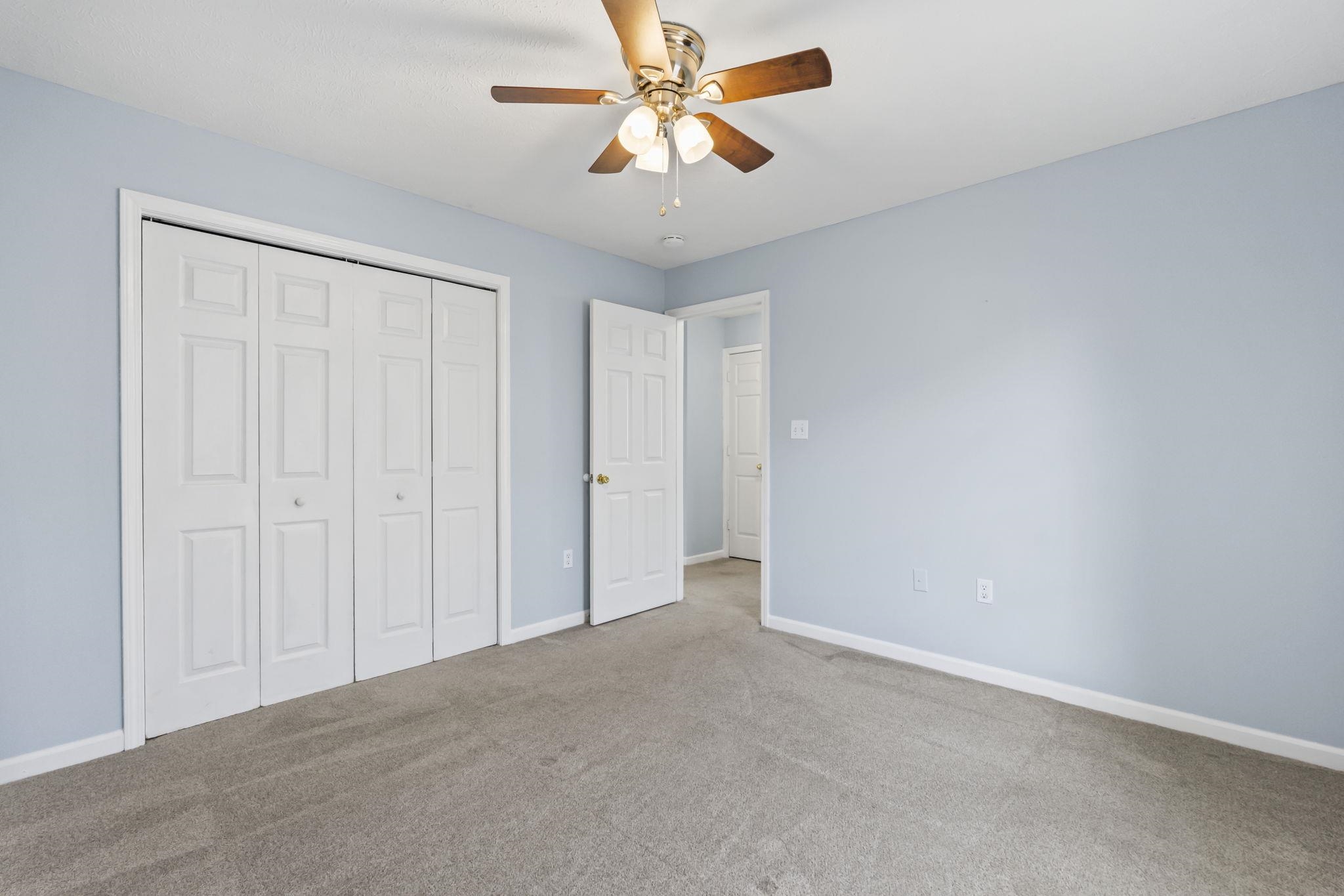 1004 Autumn Dr. Property Photo 37