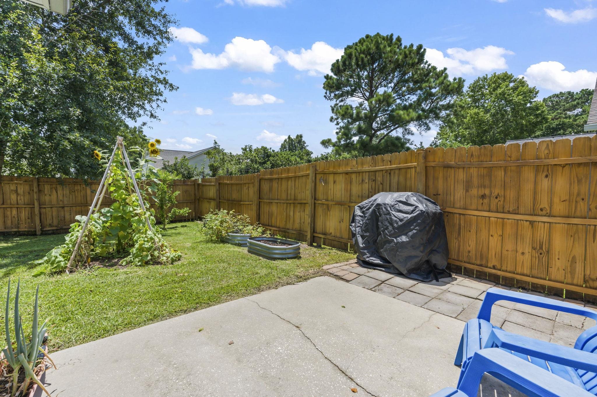 1004 Autumn Dr. Property Photo 41