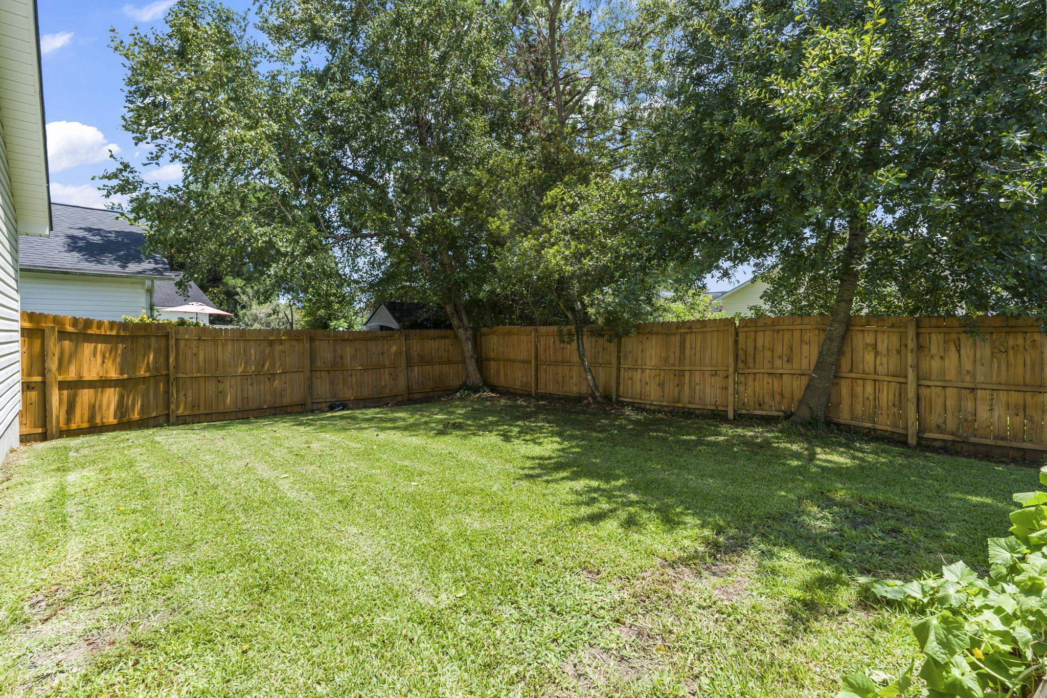 1004 Autumn Dr. Property Photo 47