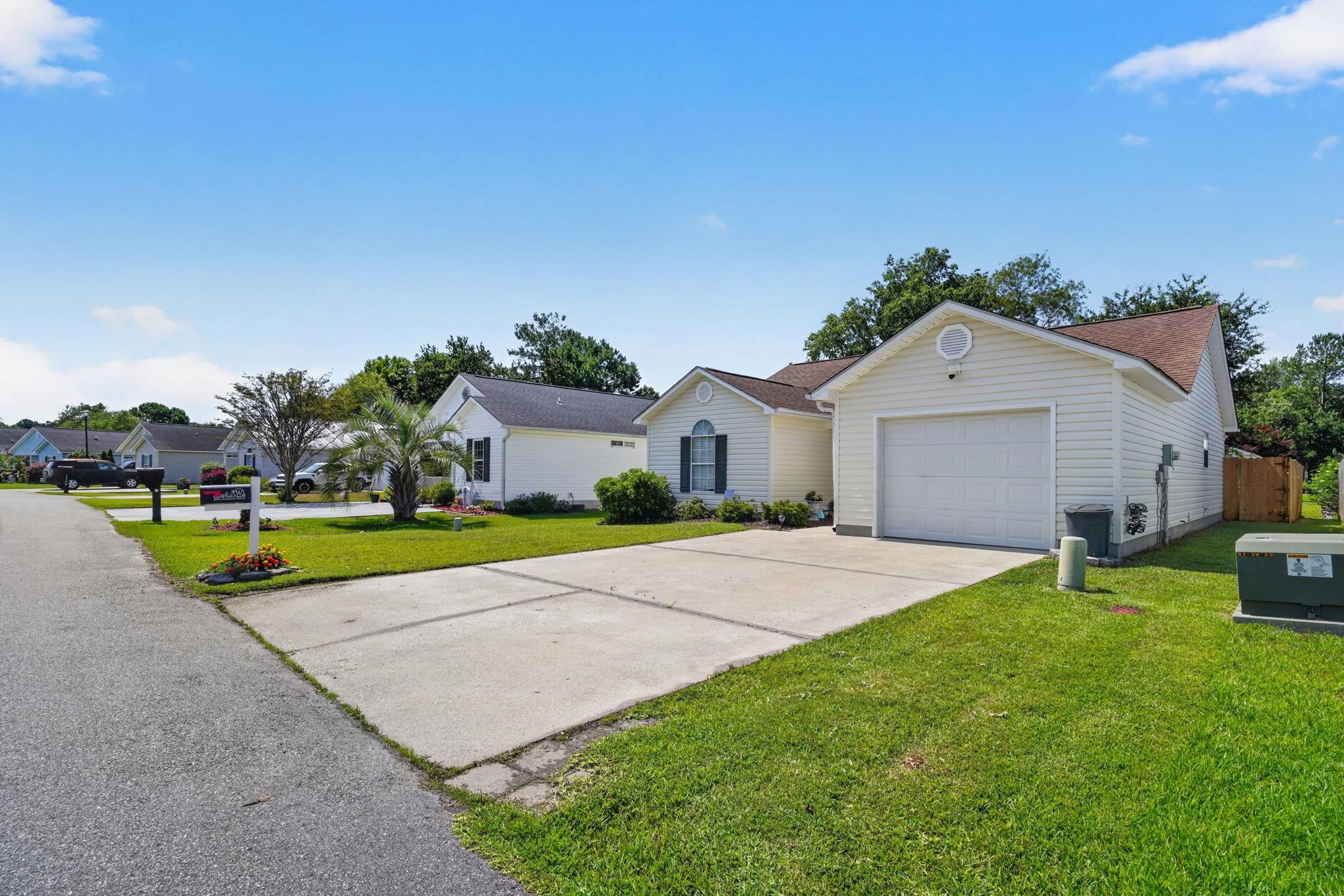 1004 Autumn Dr. Property Photo 50