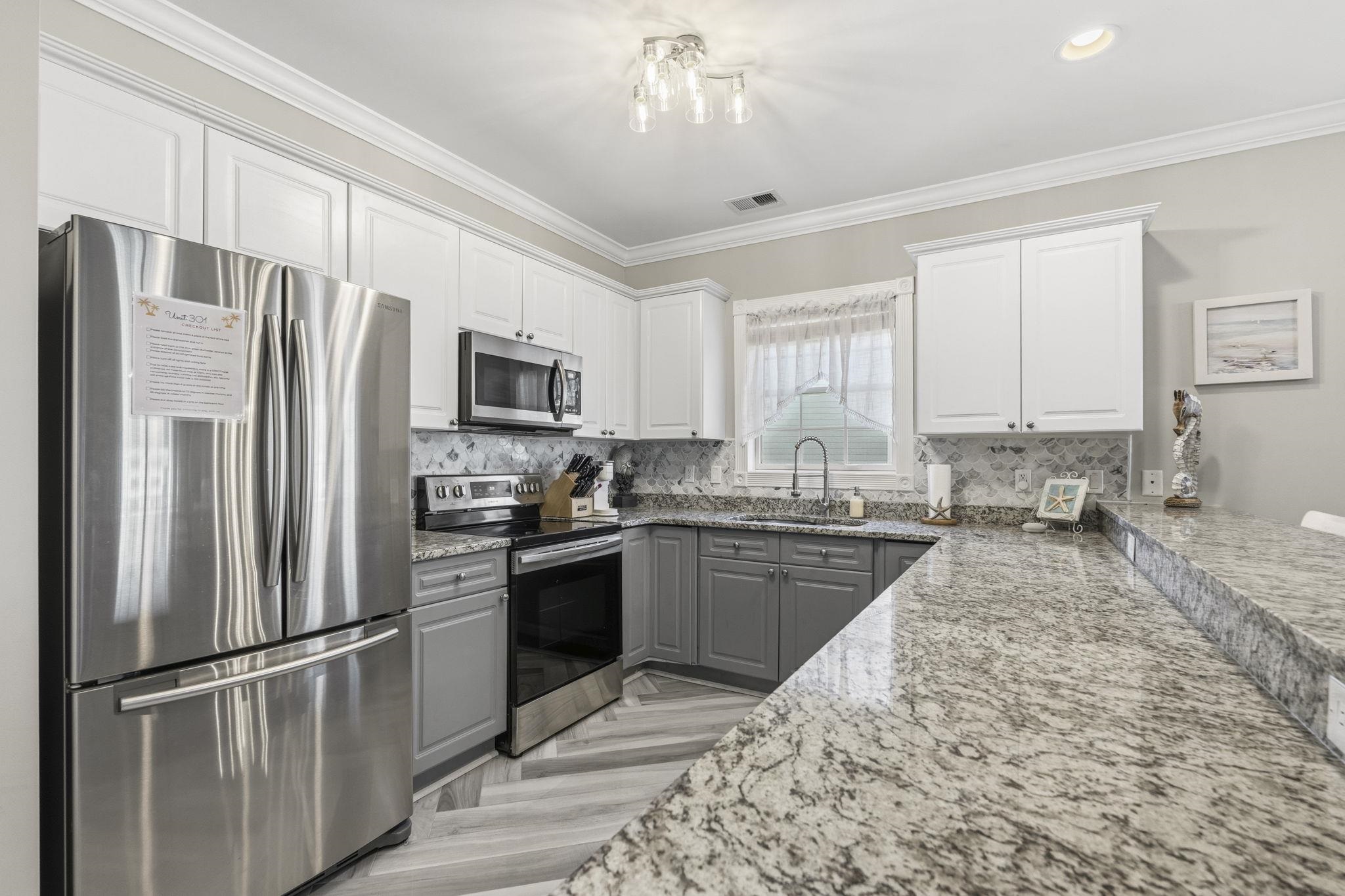 4891 Luster Leaf Circle Property Photo 4
