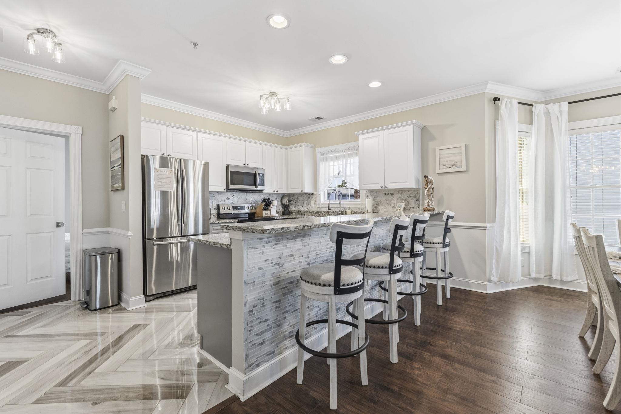 4891 Luster Leaf Circle Property Photo 9