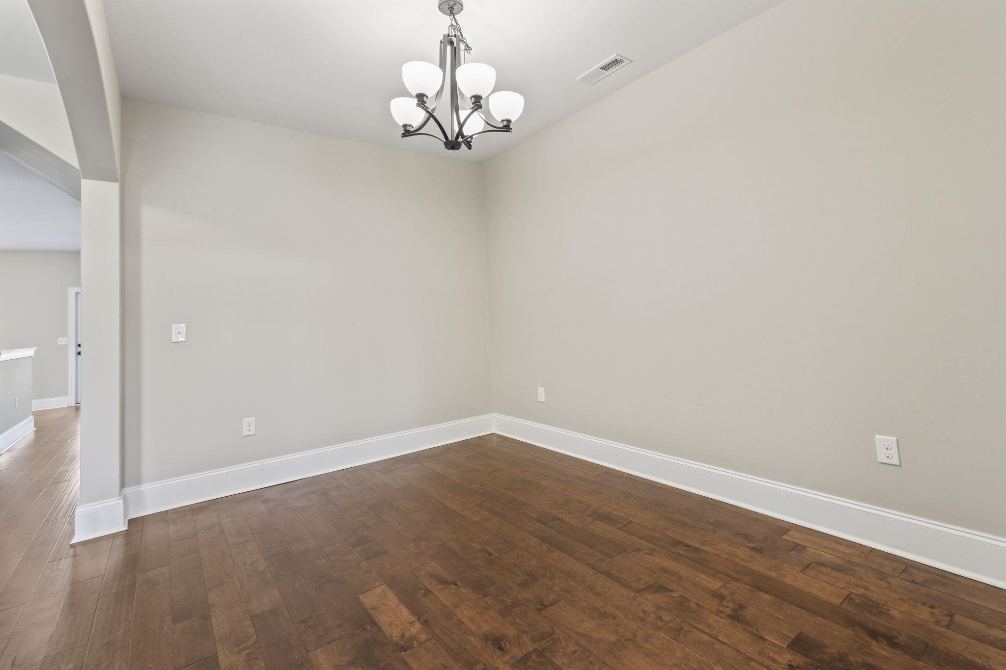 813 Covelo Ln. Property Photo 11