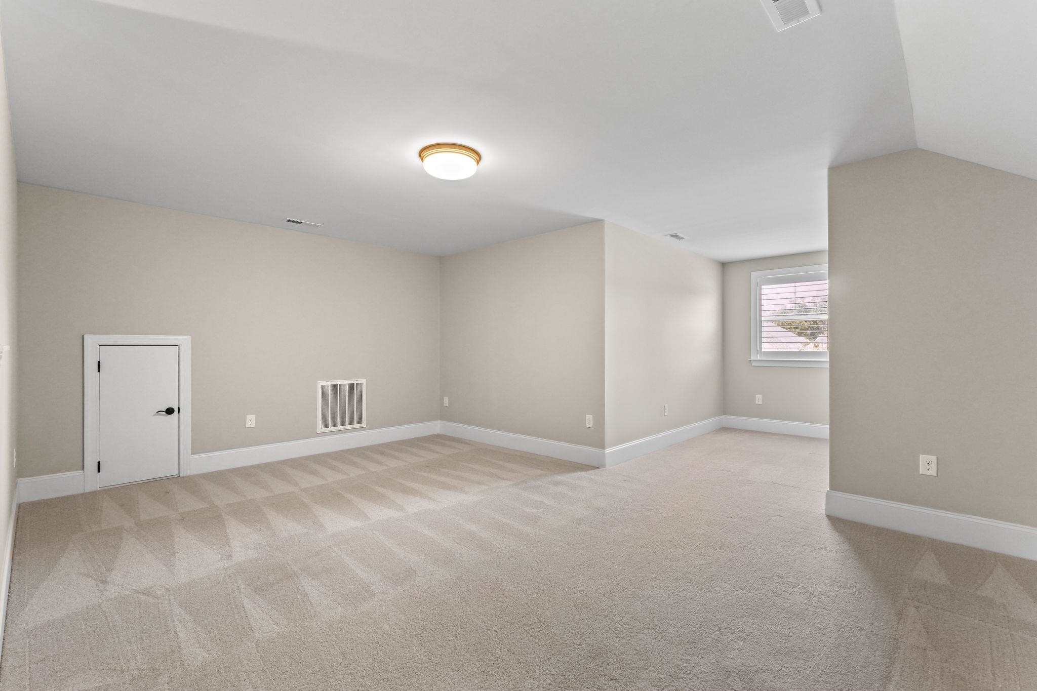 813 Covelo Ln. Property Photo 36
