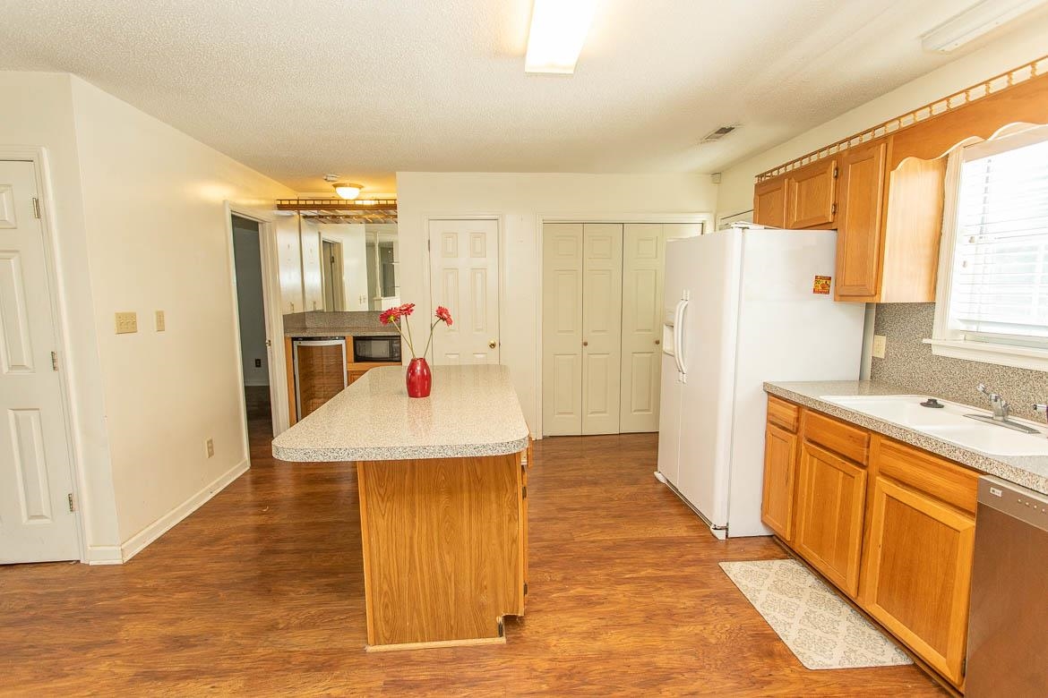 111 Ebb Tide Harbour Property Photo 10