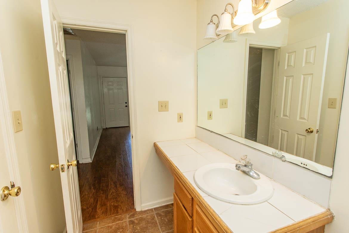 111 Ebb Tide Harbour Property Photo 28