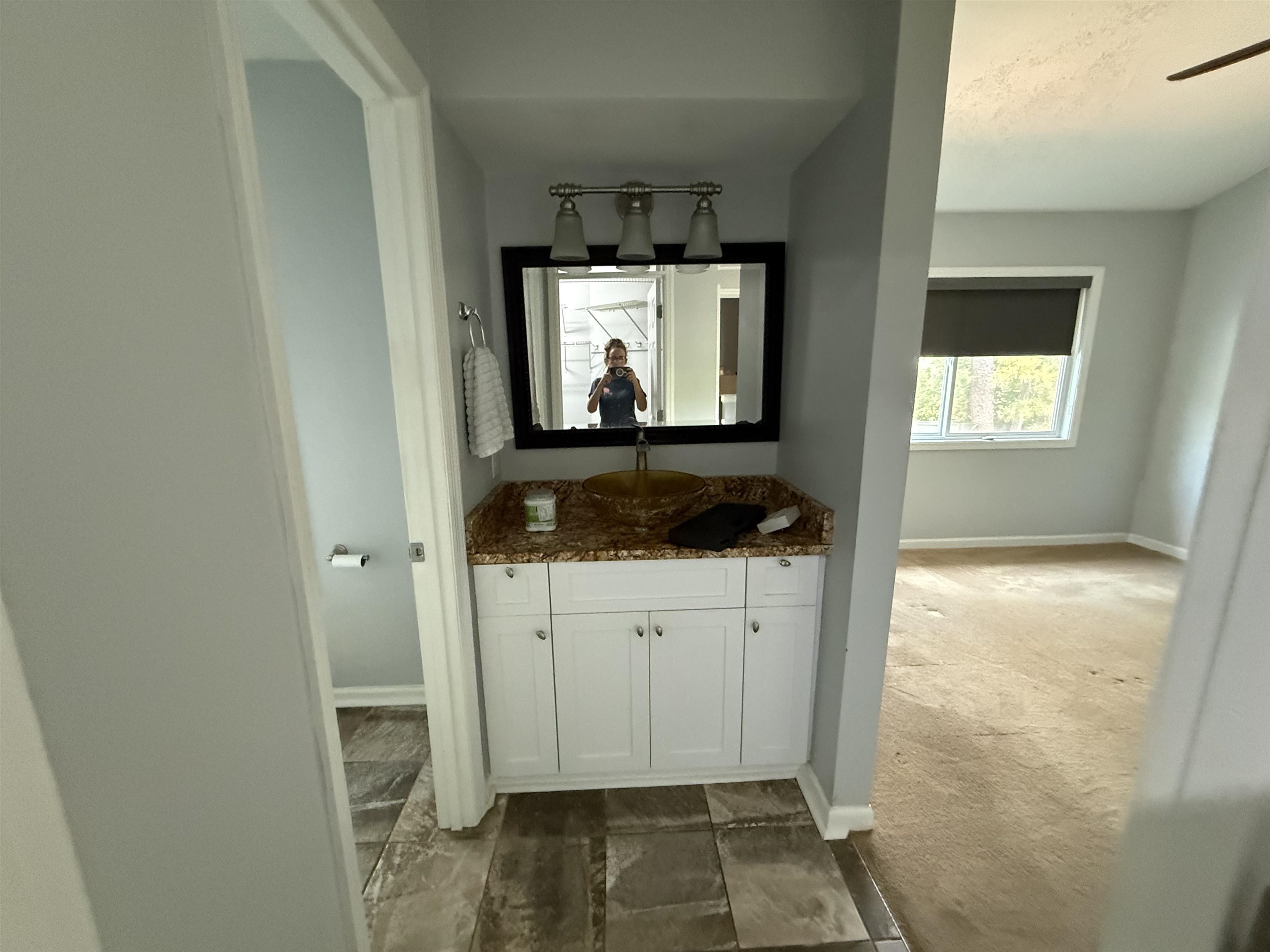 32 Shadow Moss Pl. Property Photo 12