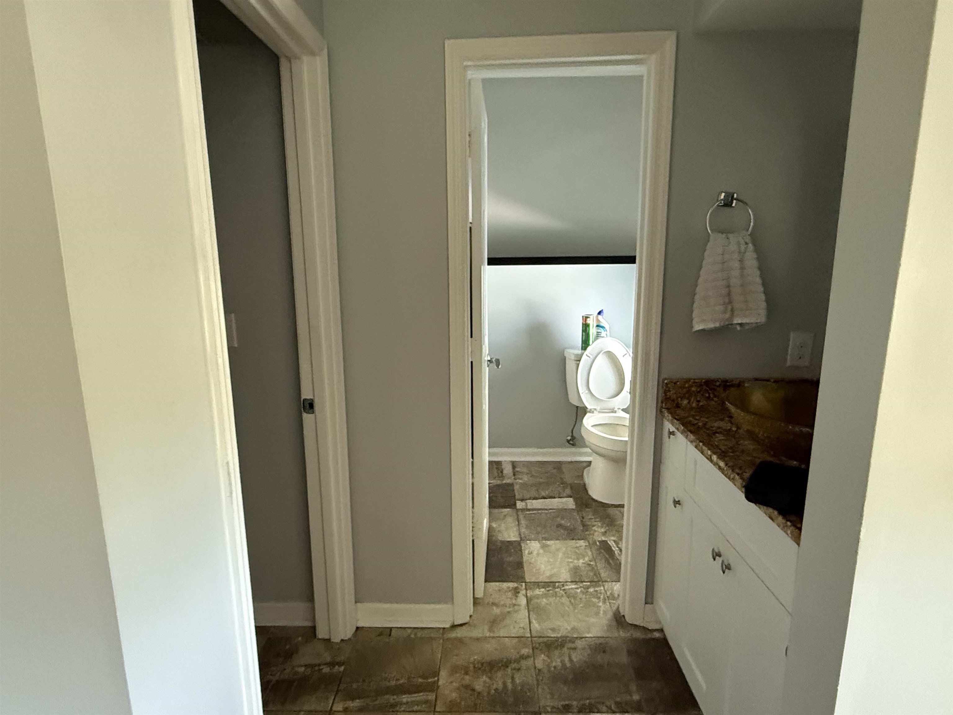 32 Shadow Moss Pl. Property Photo 13