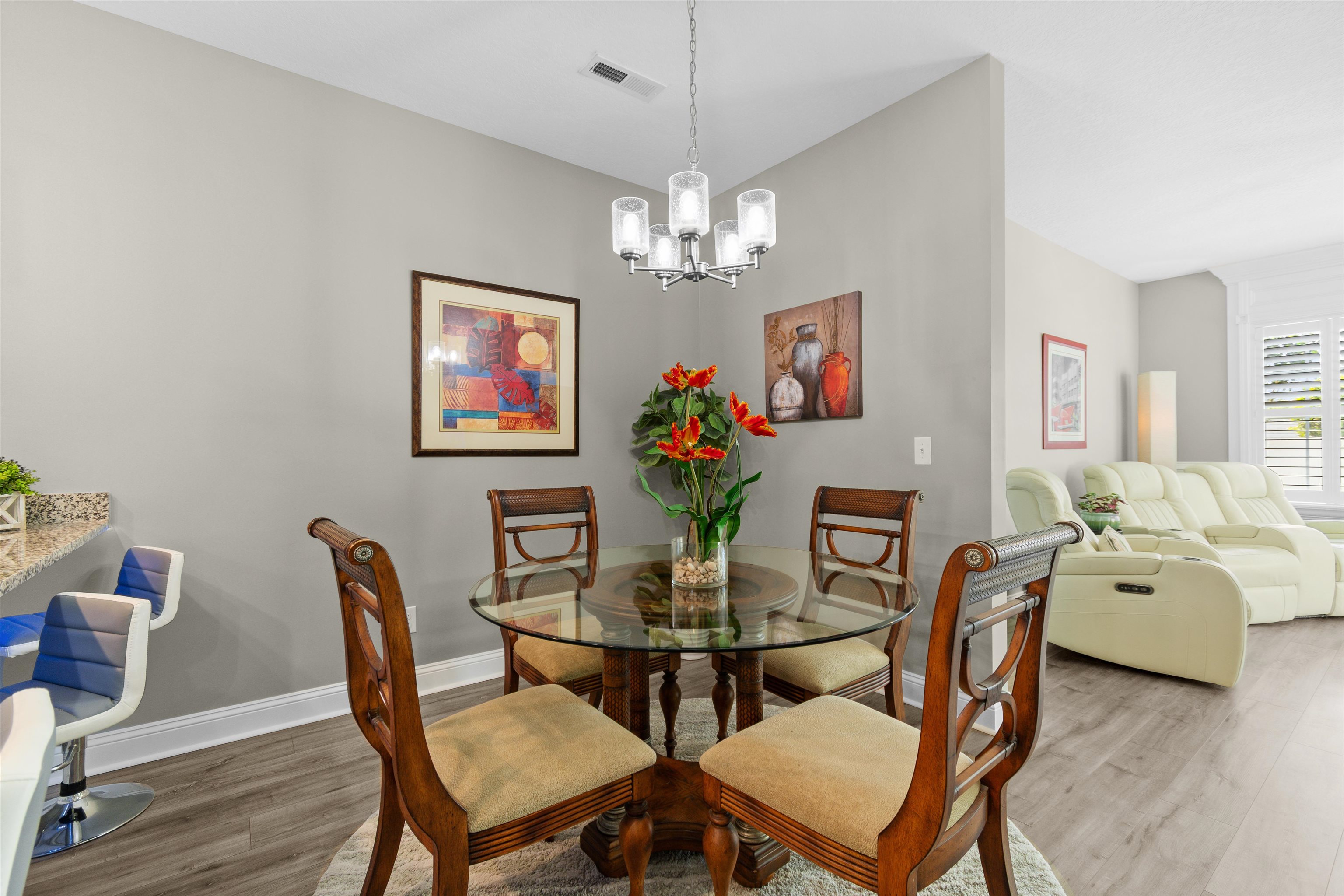 708 Hobonny Loop Property Photo 11