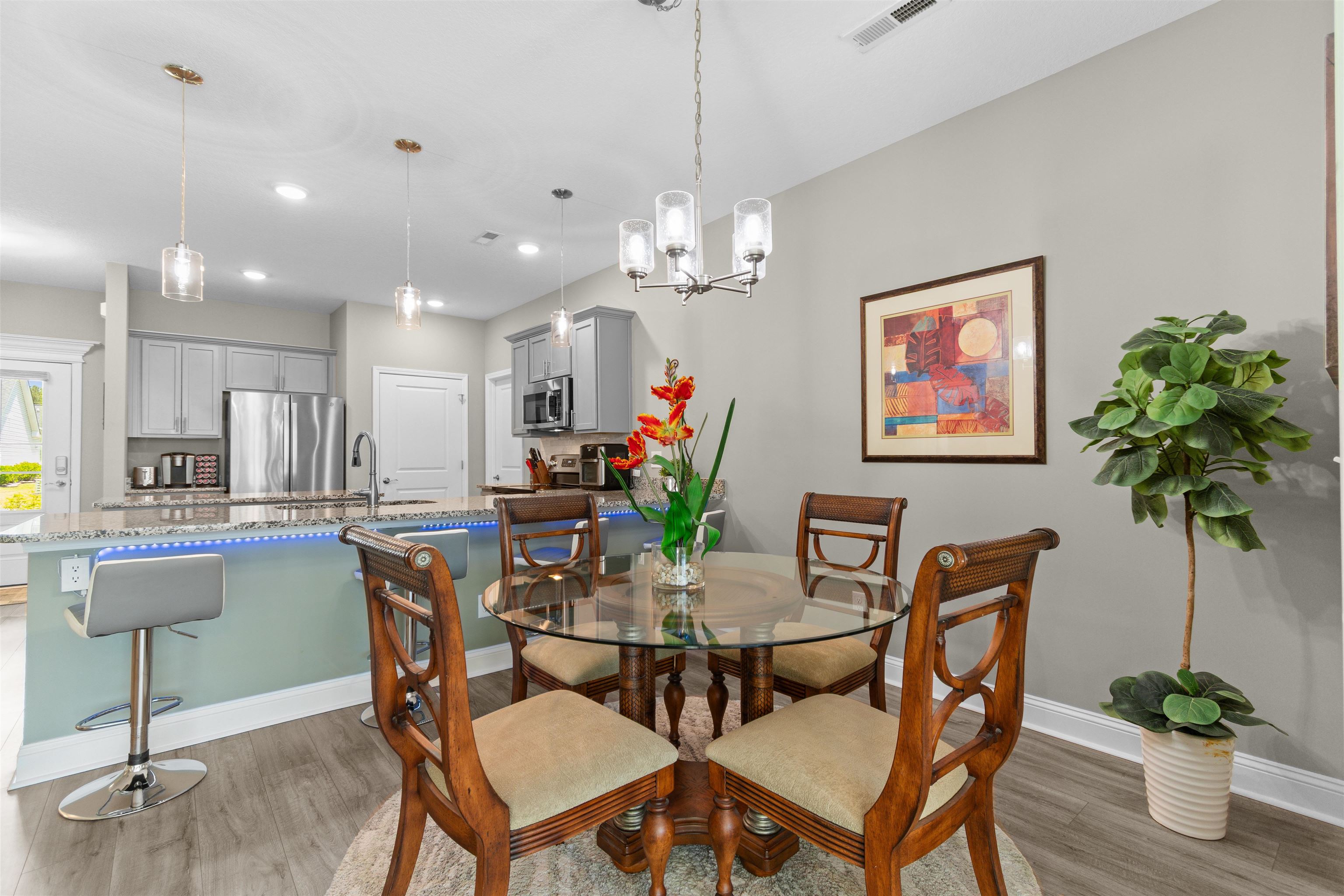 708 Hobonny Loop Property Photo 12