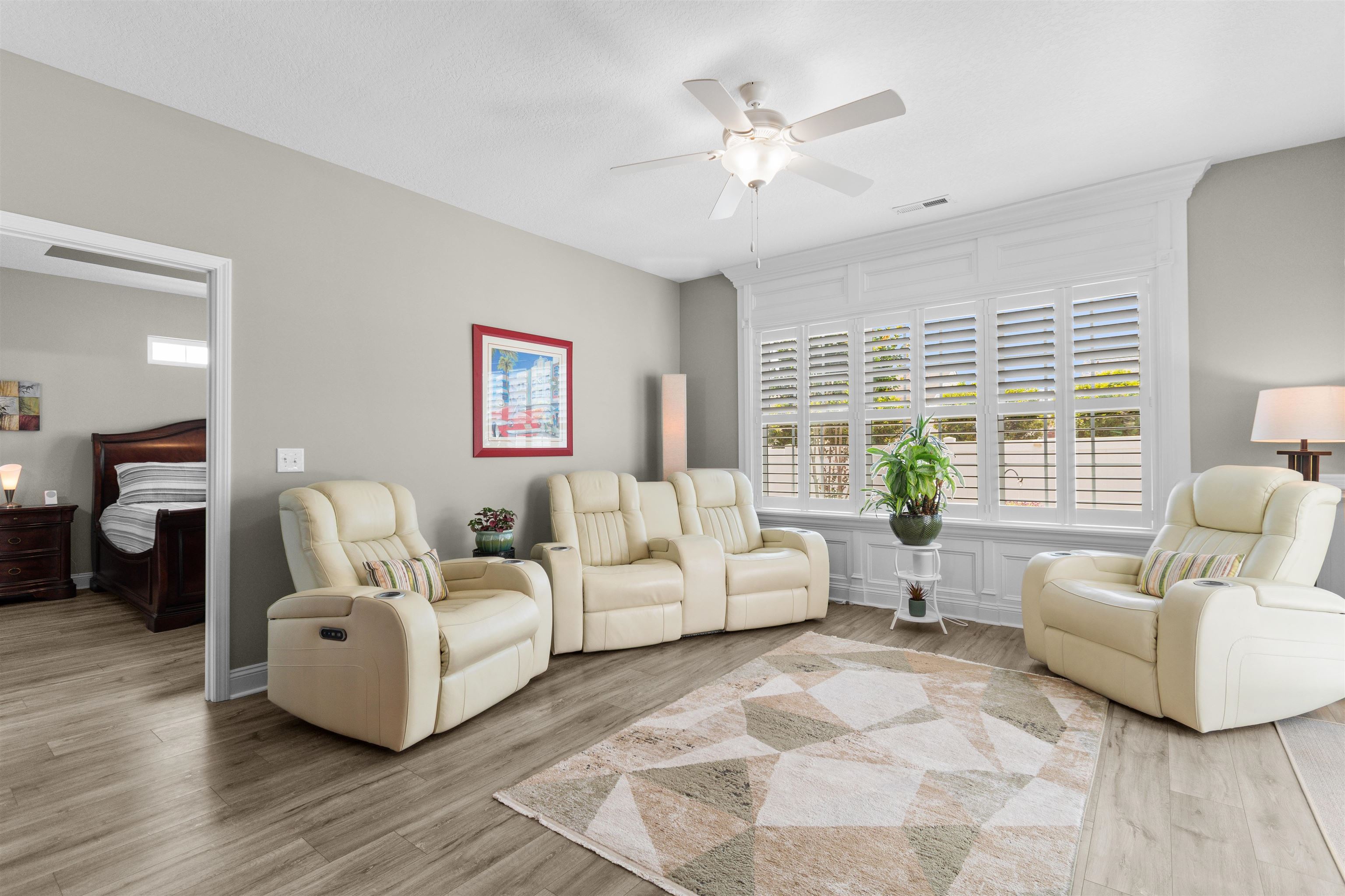 708 Hobonny Loop Property Photo 14