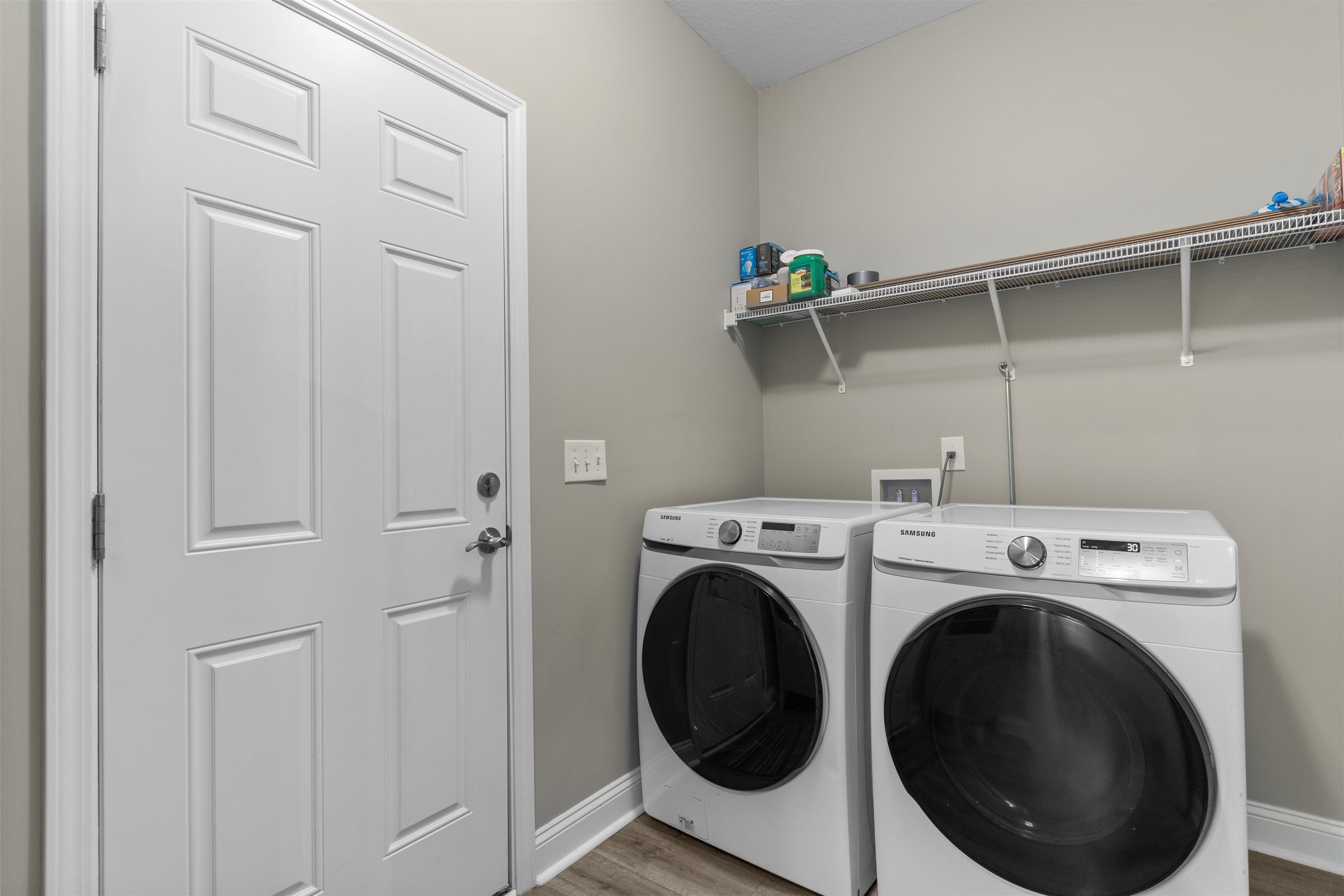 708 Hobonny Loop Property Photo 27