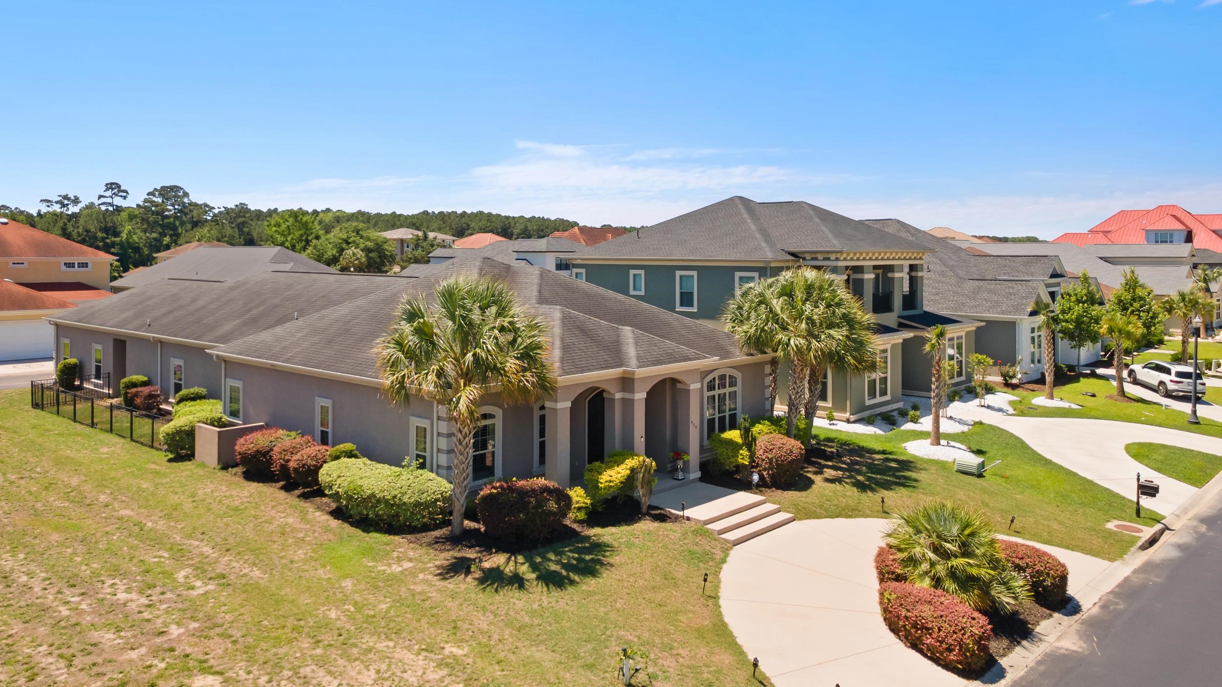 809 Bluffview Dr. Property Photo 1