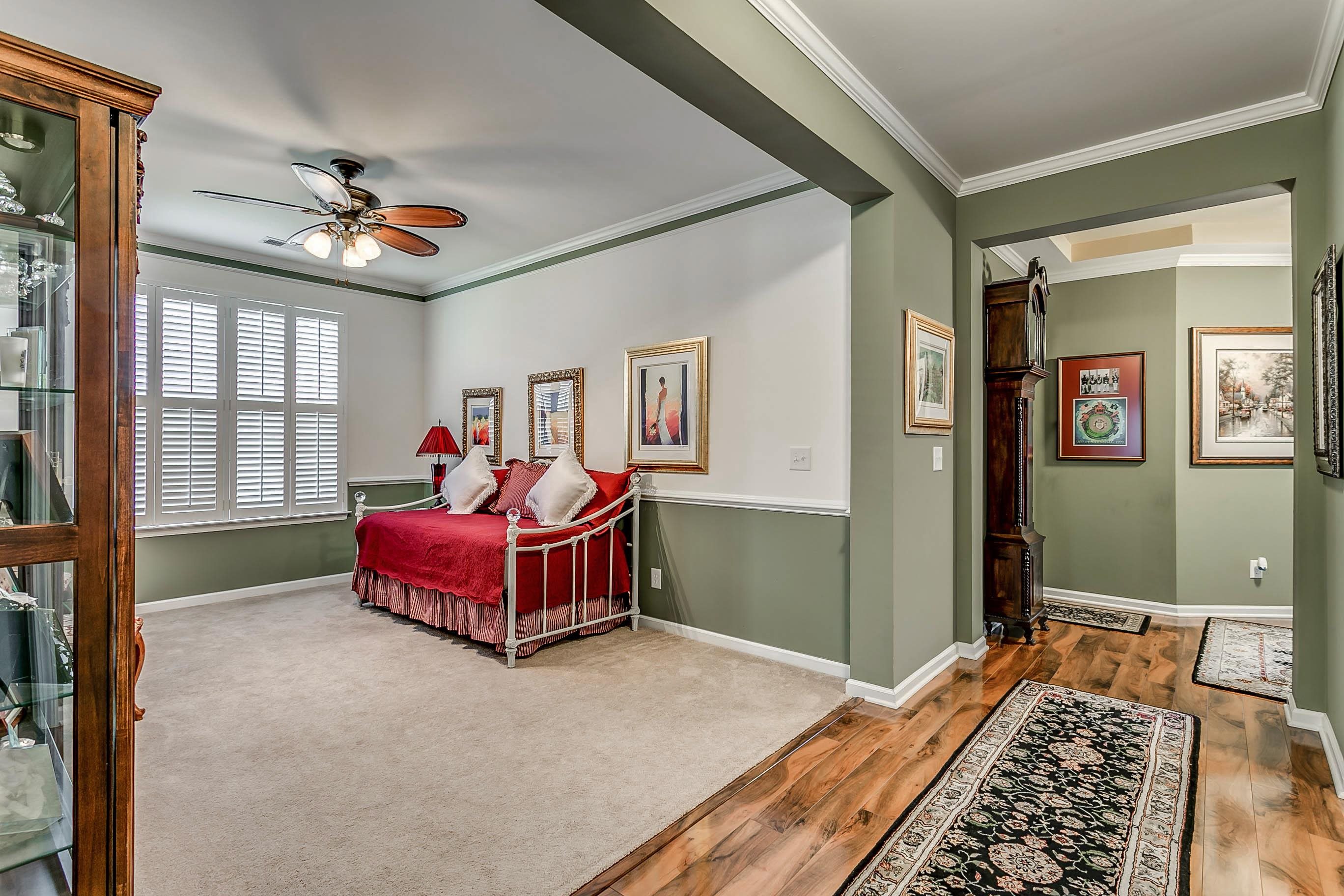 628 Lafayette Park Dr. Property Photo 6