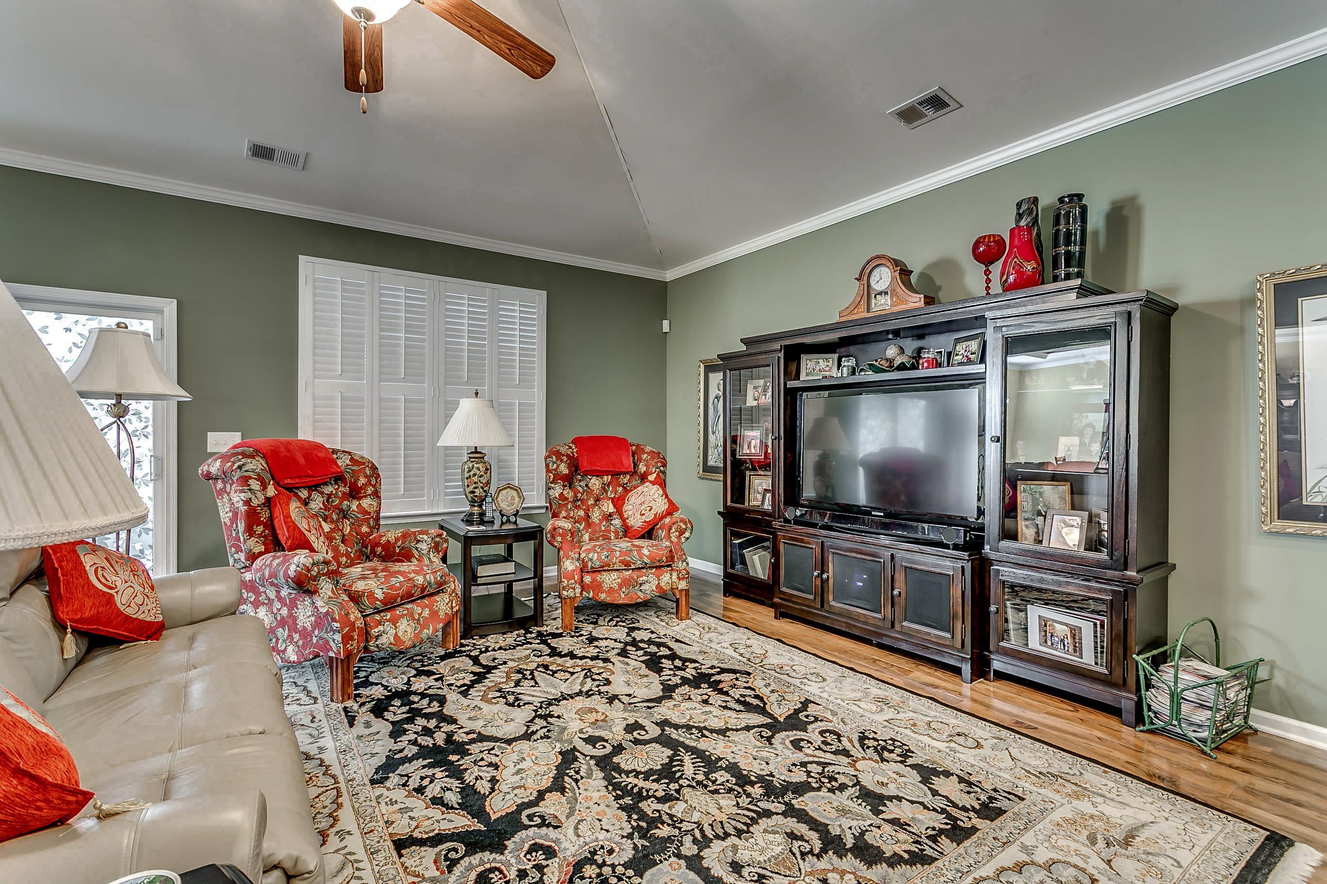 628 Lafayette Park Dr. Property Photo 7