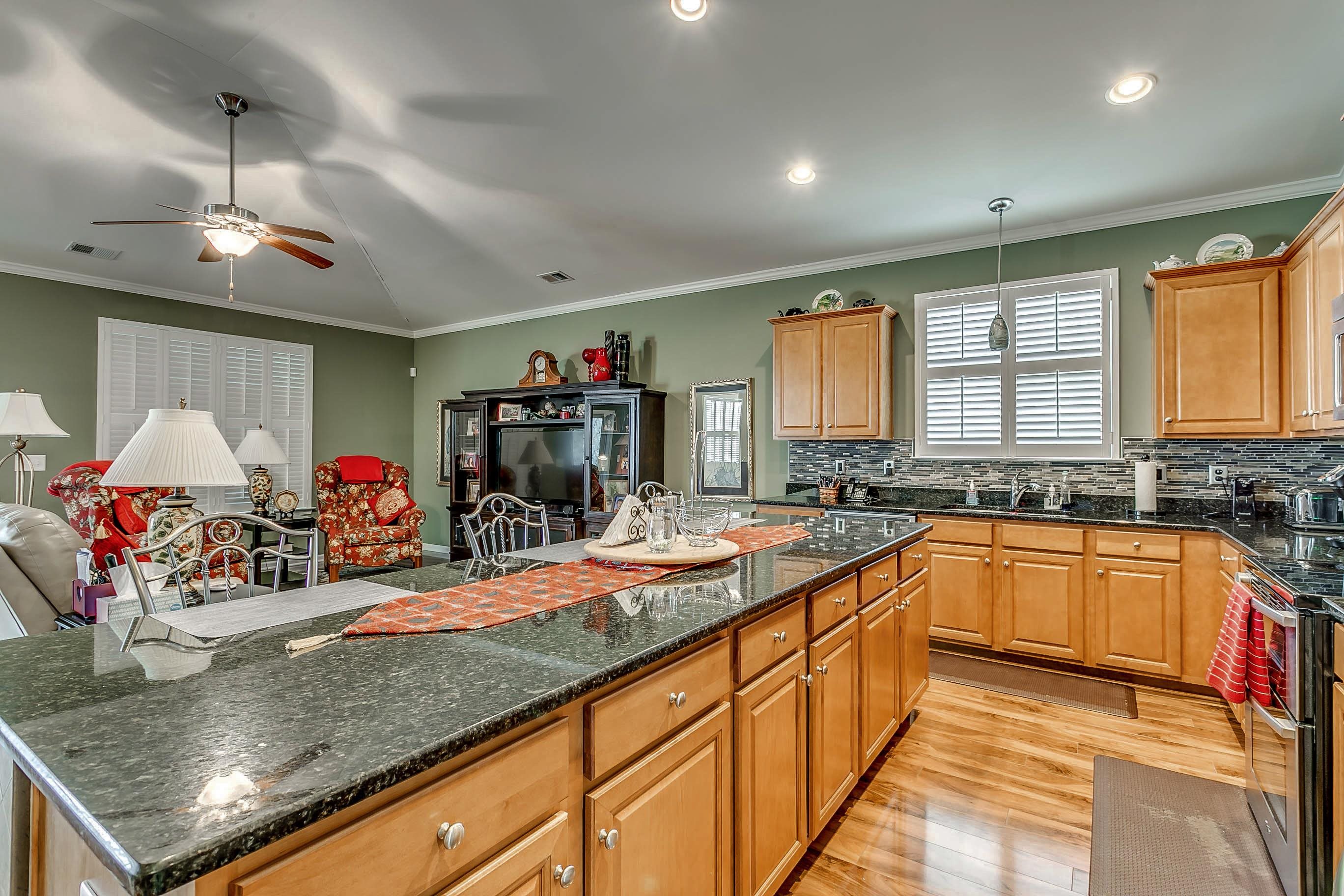 628 Lafayette Park Dr. Property Photo 13