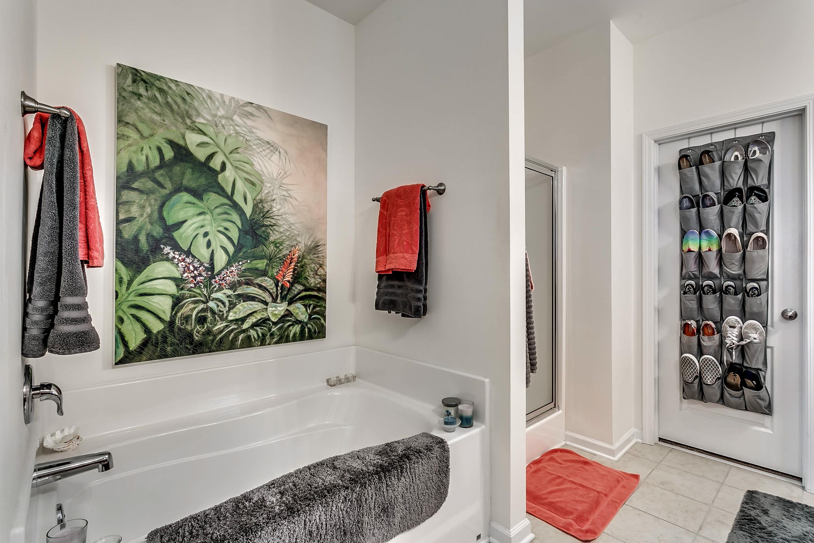 628 Lafayette Park Dr. Property Photo 21