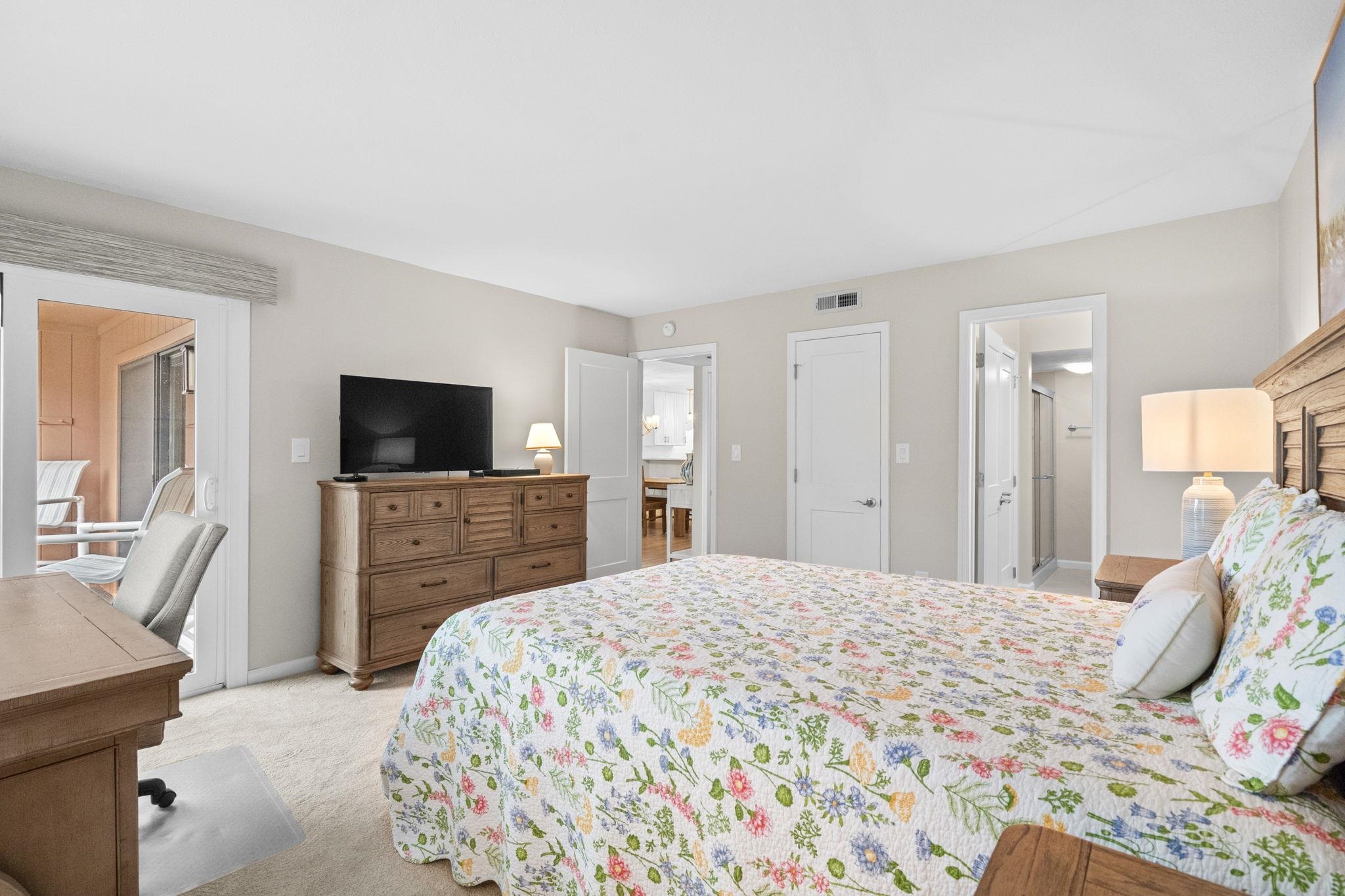 5507 N Ocean Blvd. Property Photo 23
