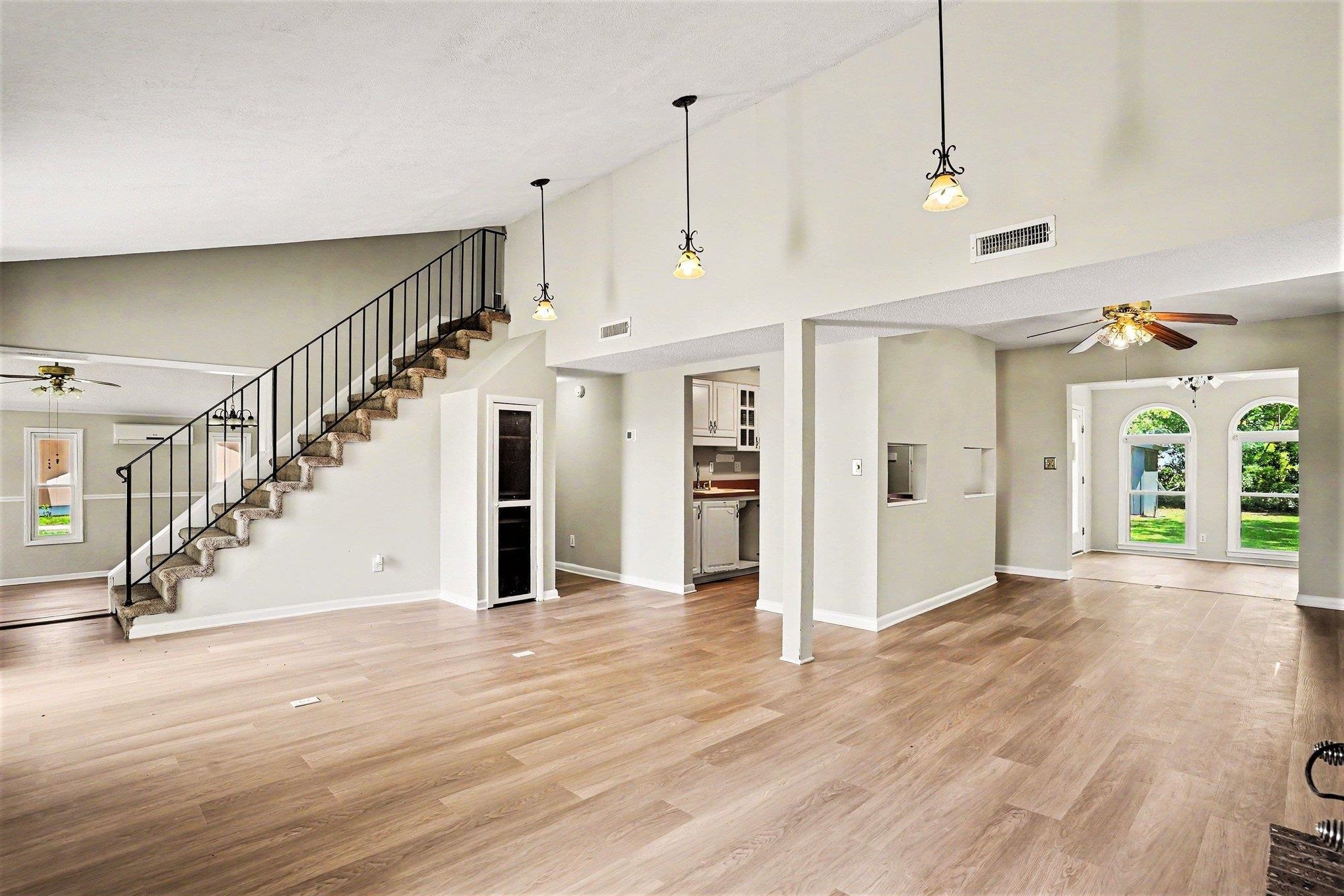 213 Caropine Dr. Property Photo 3