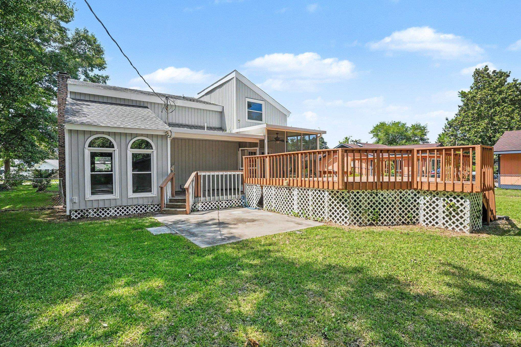 213 Caropine Dr. Property Photo 5