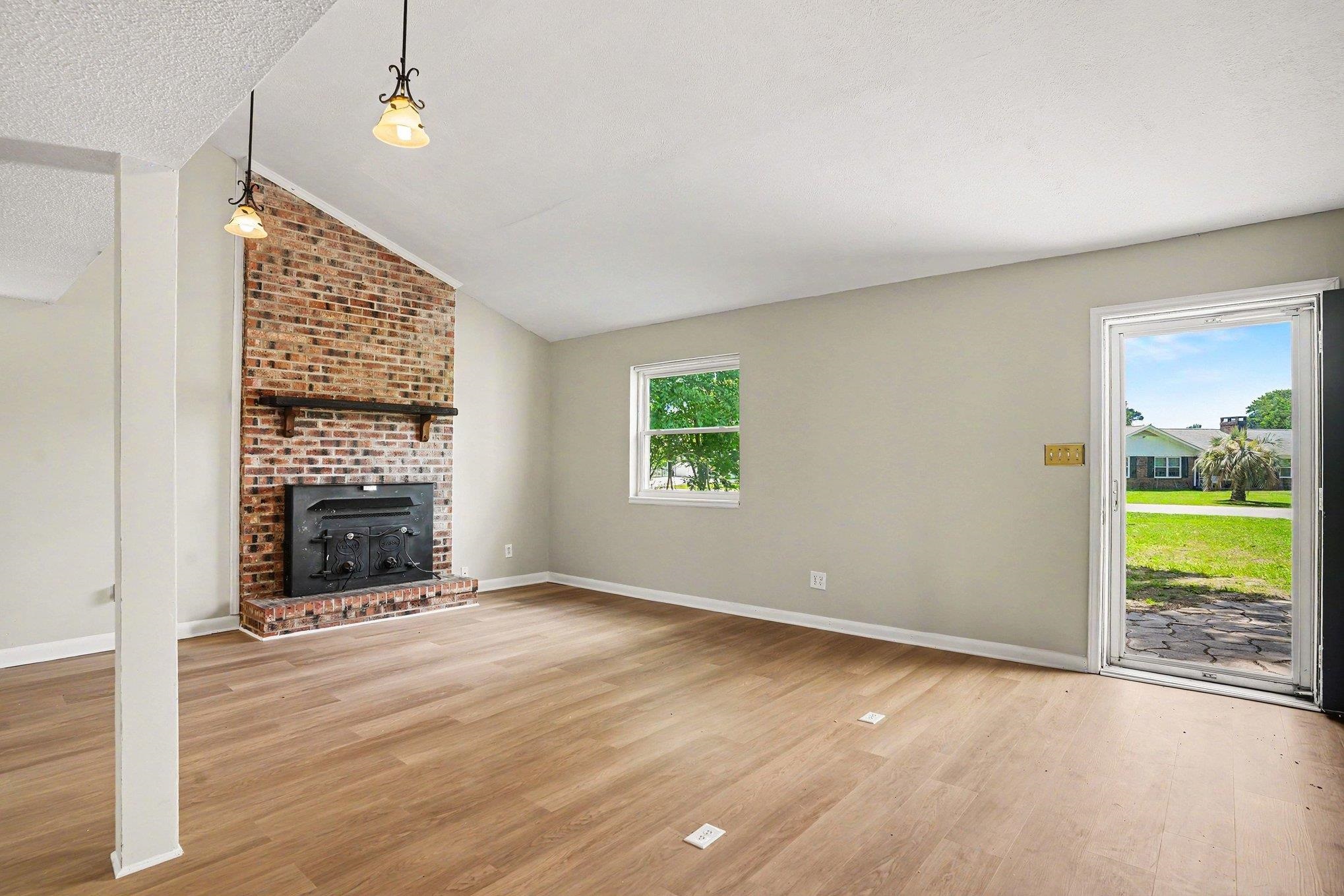 213 Caropine Dr. Property Photo 10