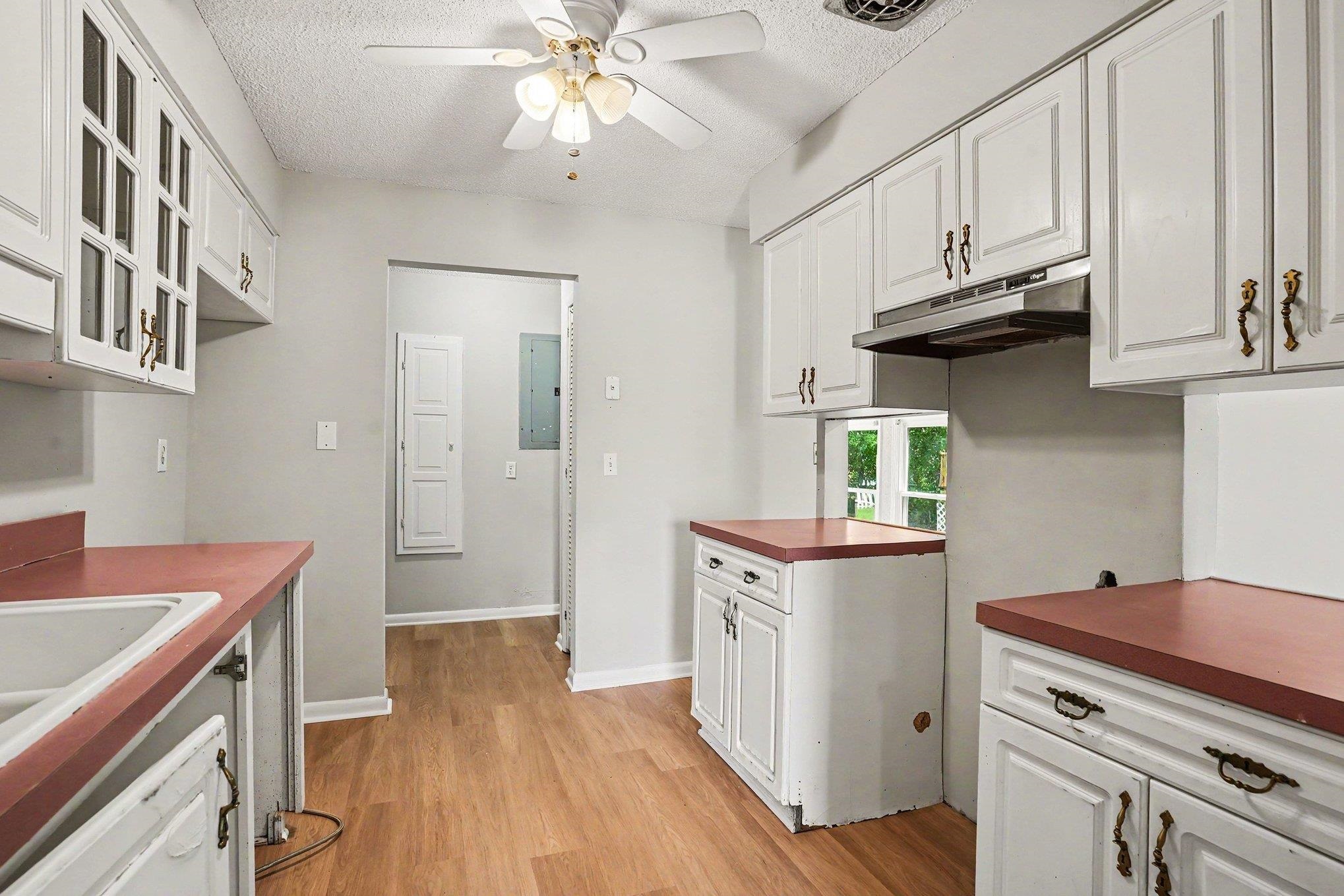 213 Caropine Dr. Property Photo 12