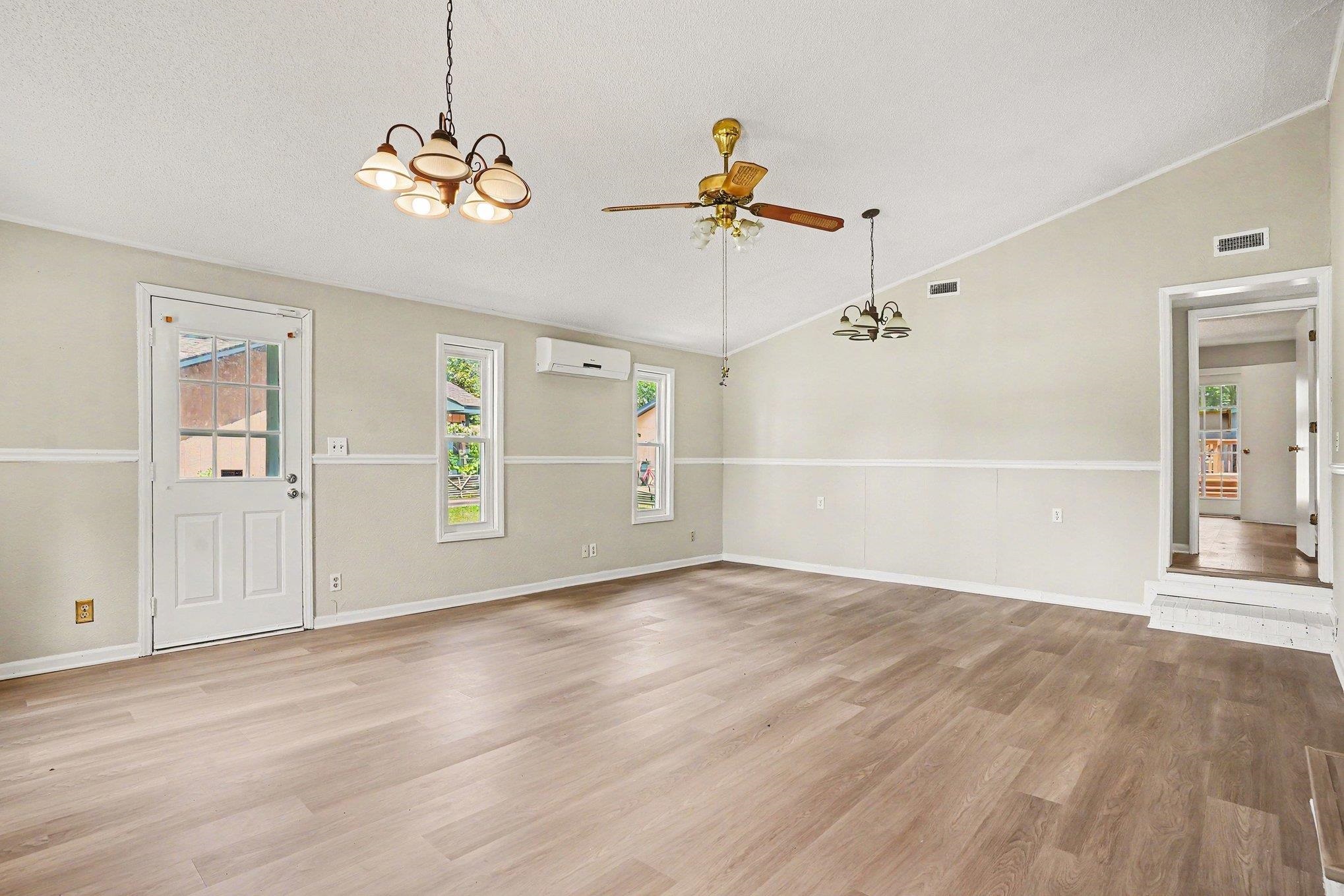 213 Caropine Dr. Property Photo 15