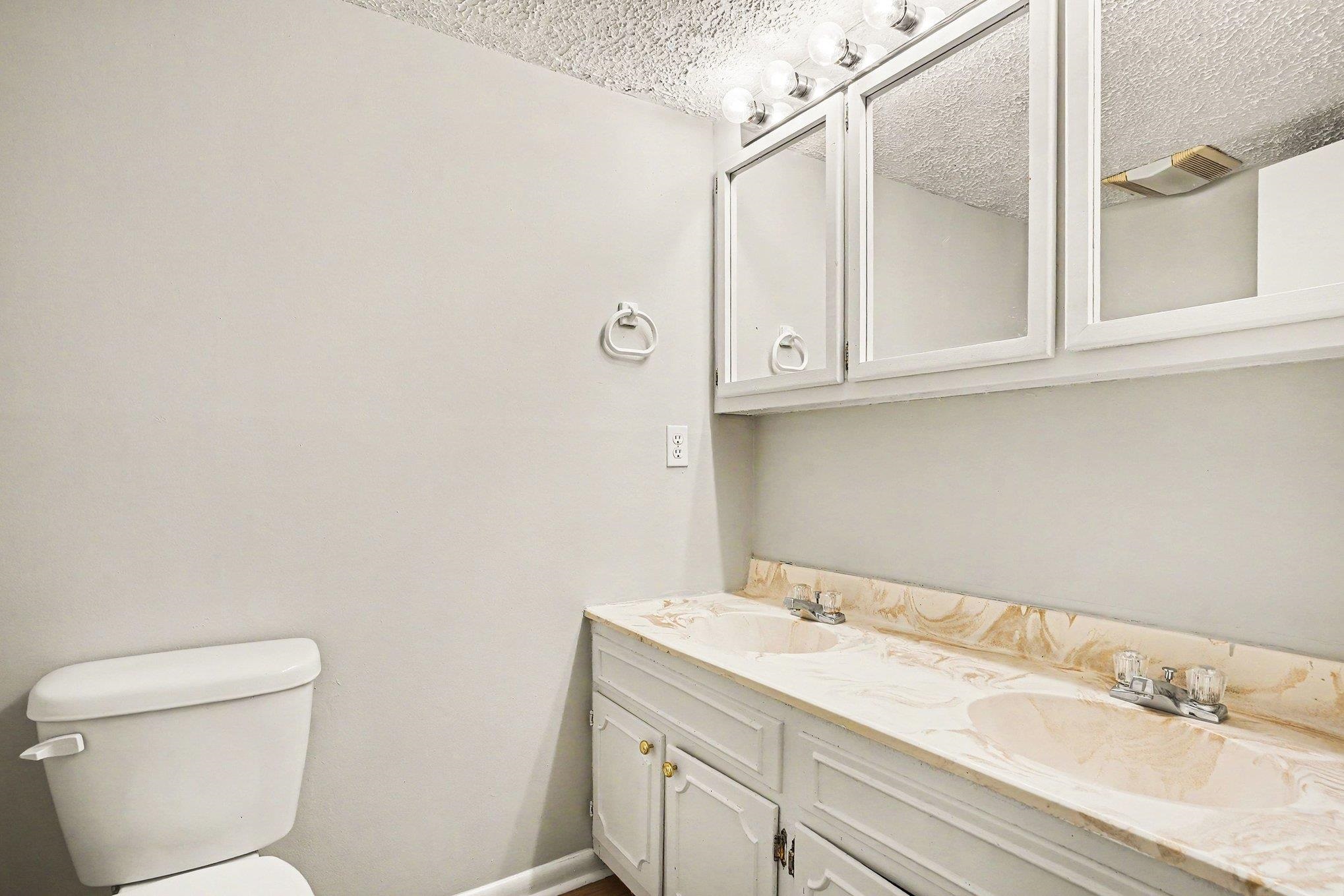 213 Caropine Dr. Property Photo 23