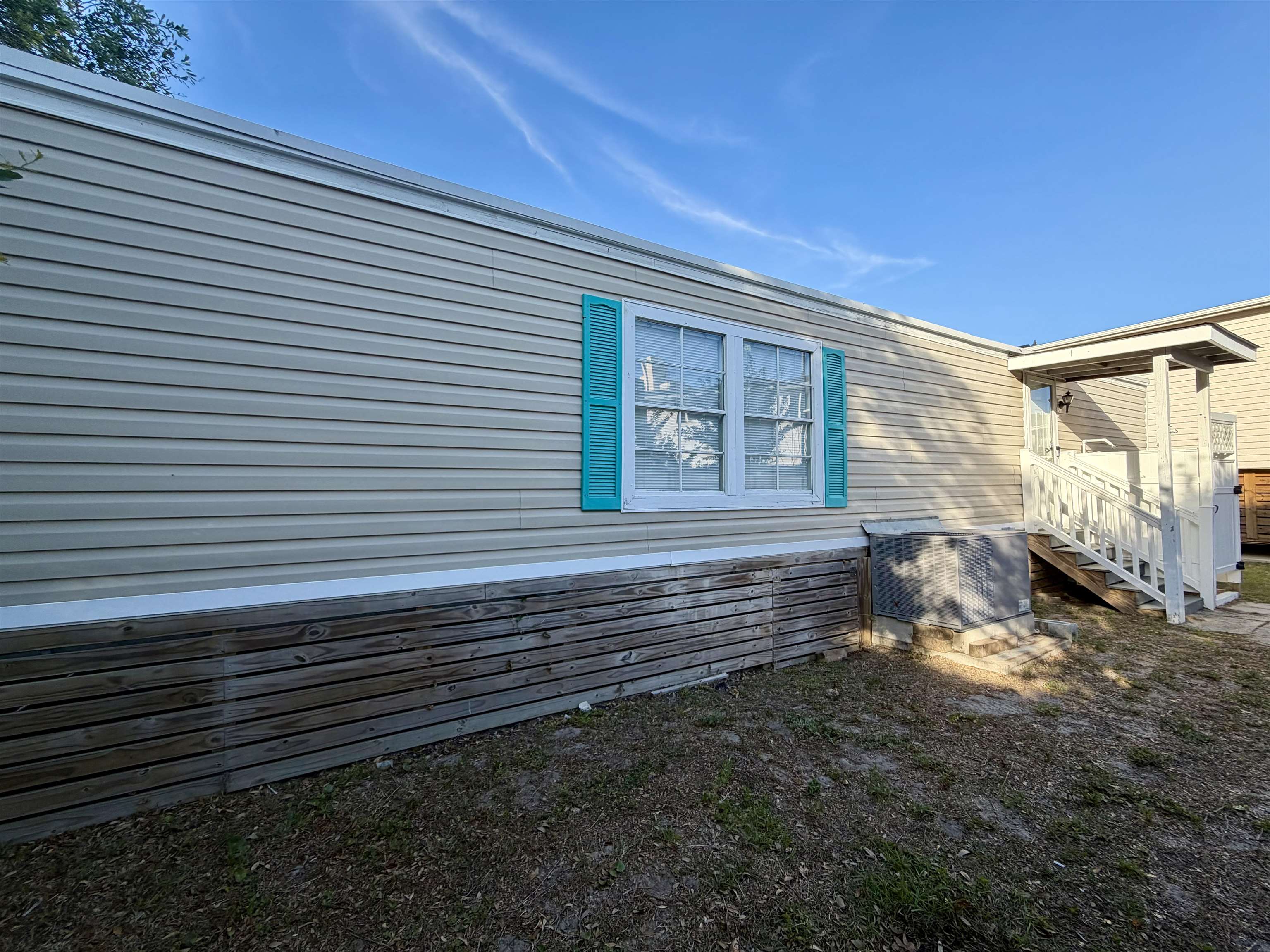 1839 Lark Dr. Property Photo 19