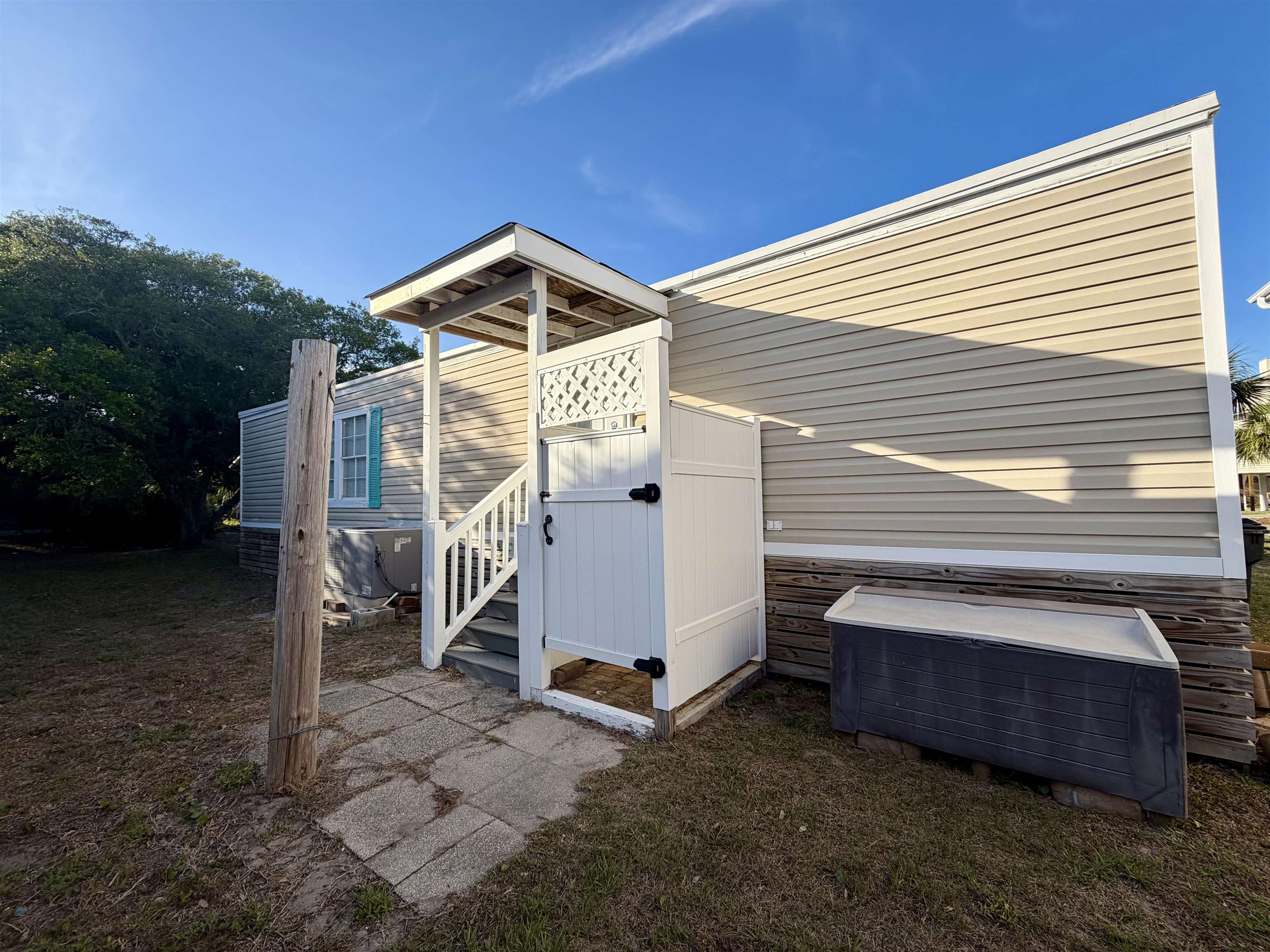 1839 Lark Dr. Property Photo 21