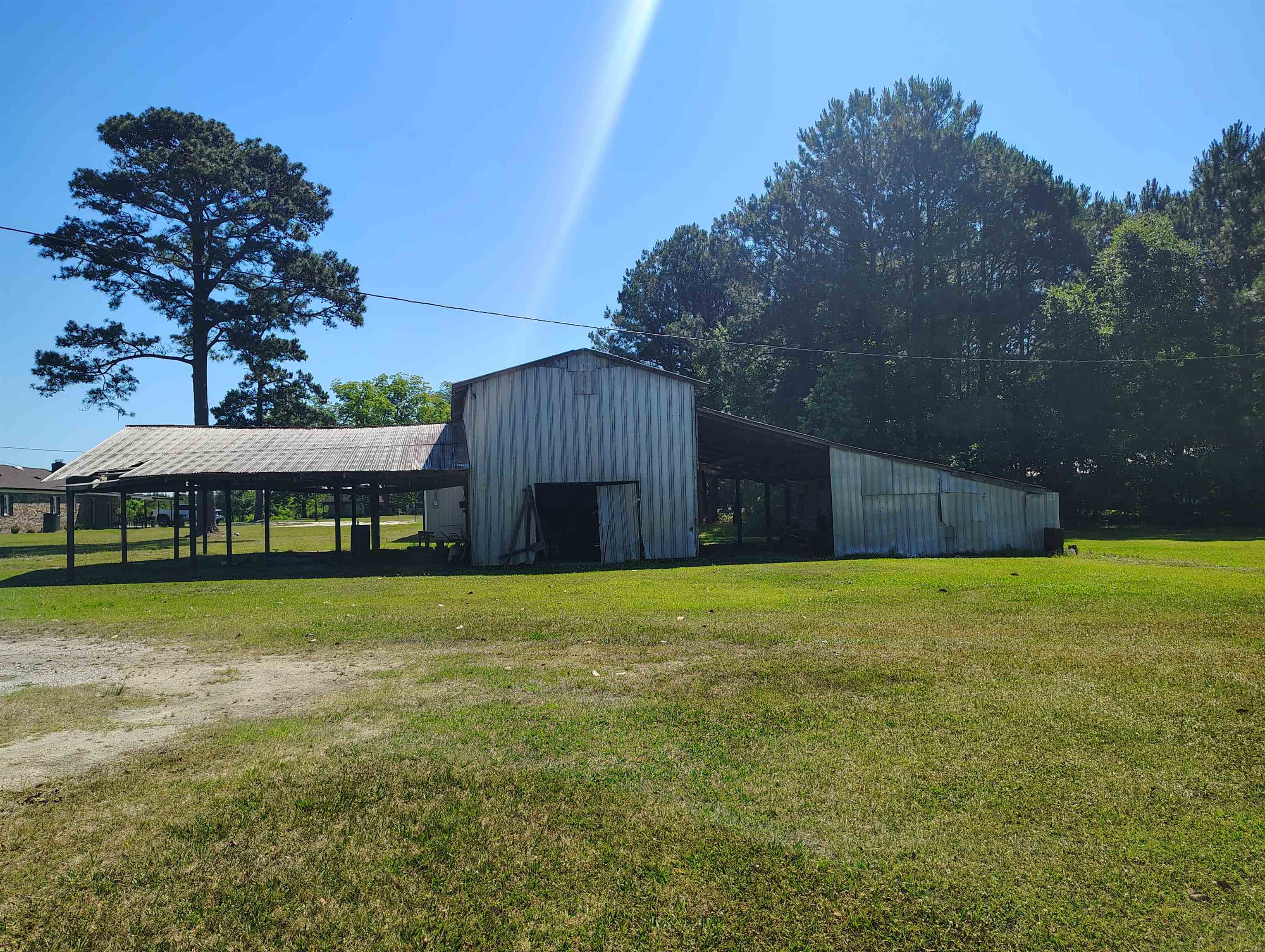 1600 Mrs Tates Rd. Property Photo 5