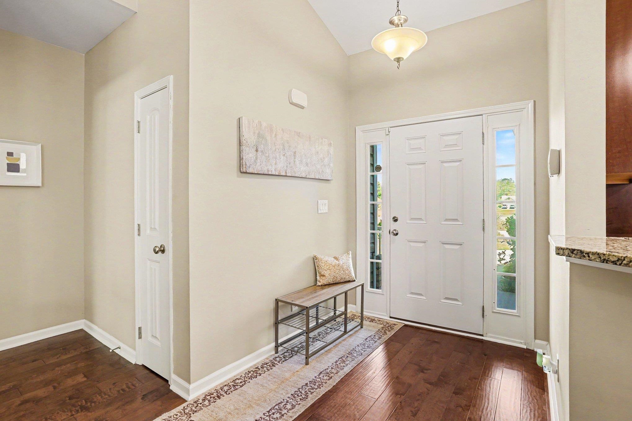 408 Windermere Lake Circle Property Photo 4