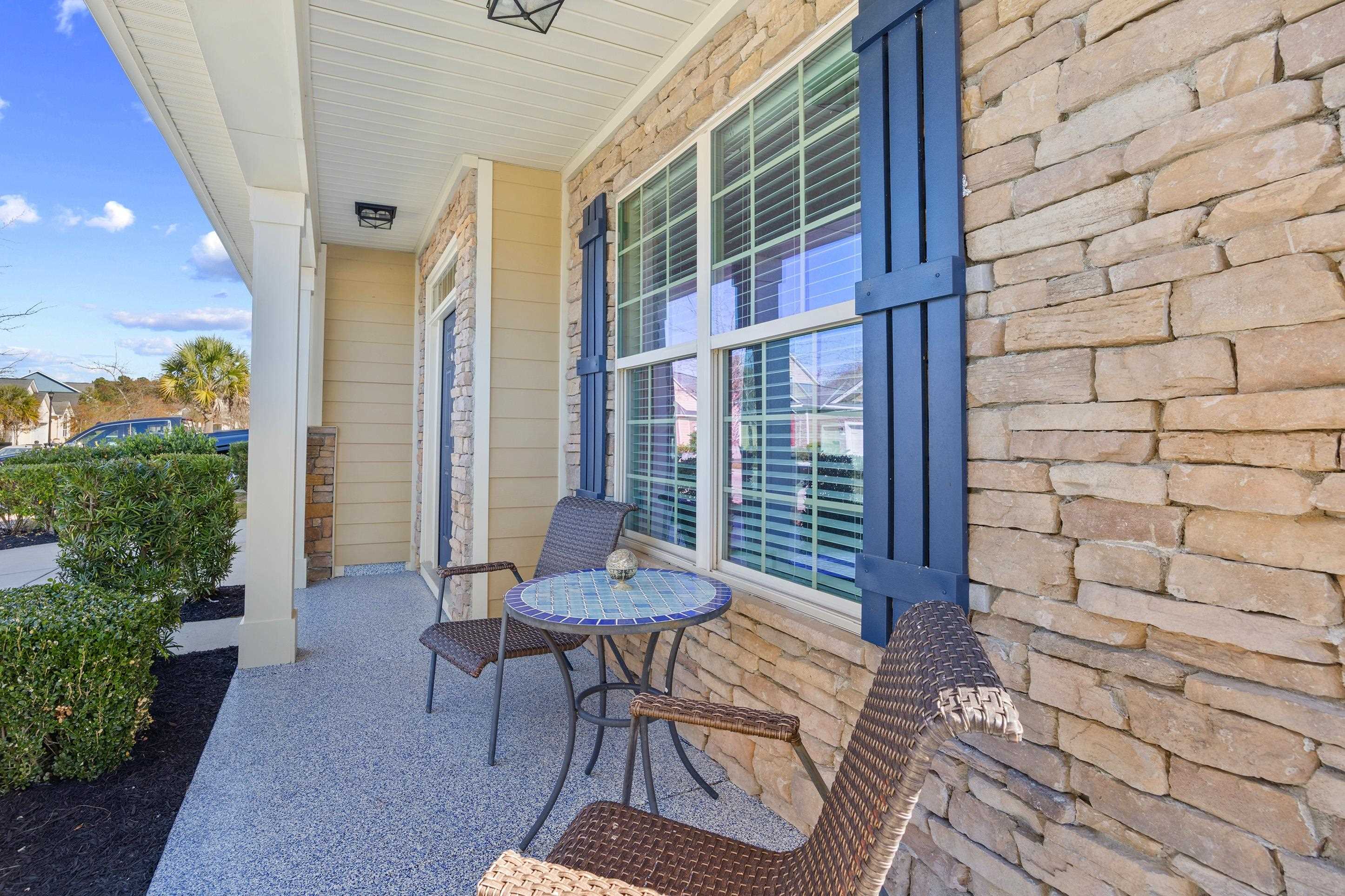 1198 Shire Way Property Photo 2