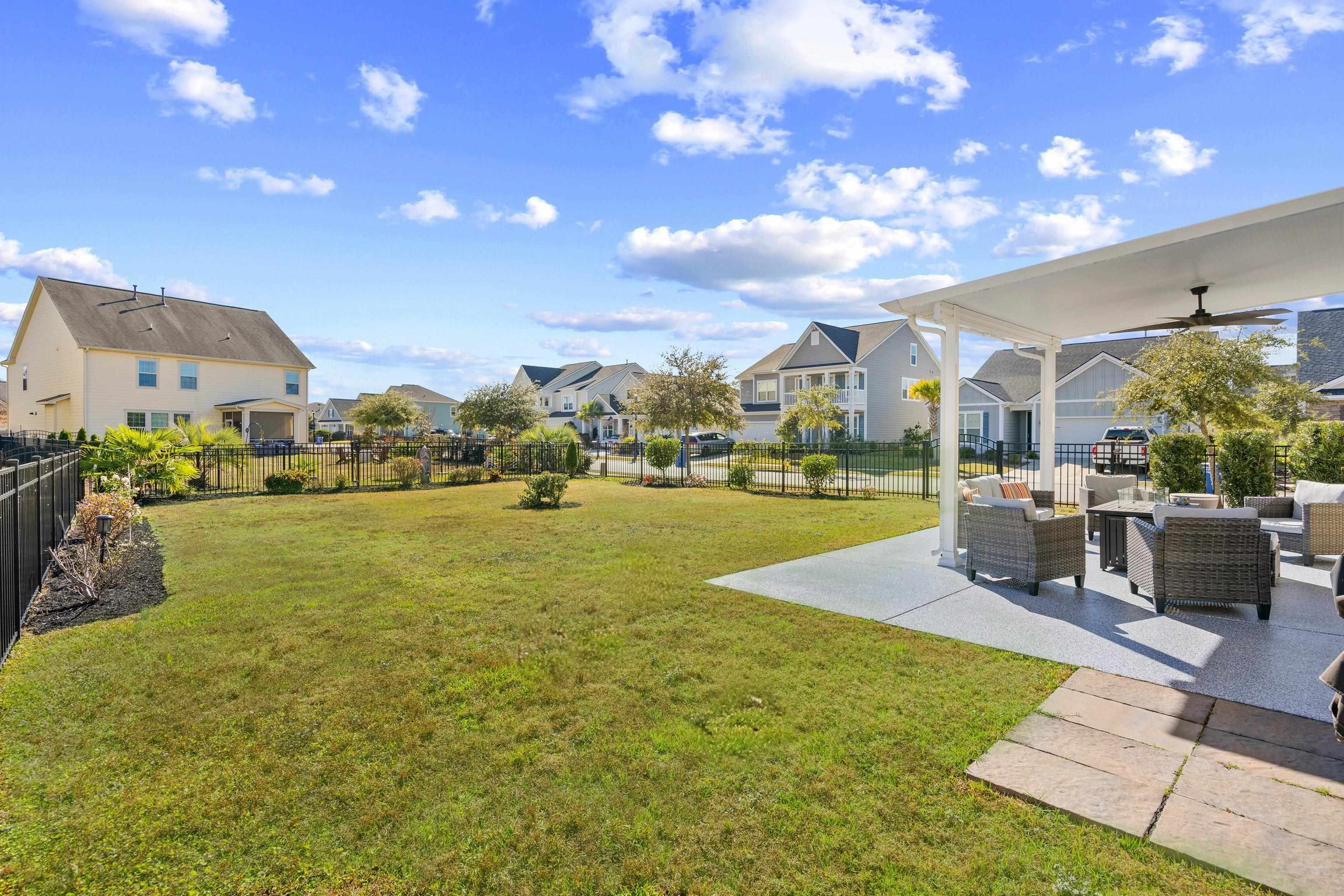 1198 Shire Way Property Photo 12