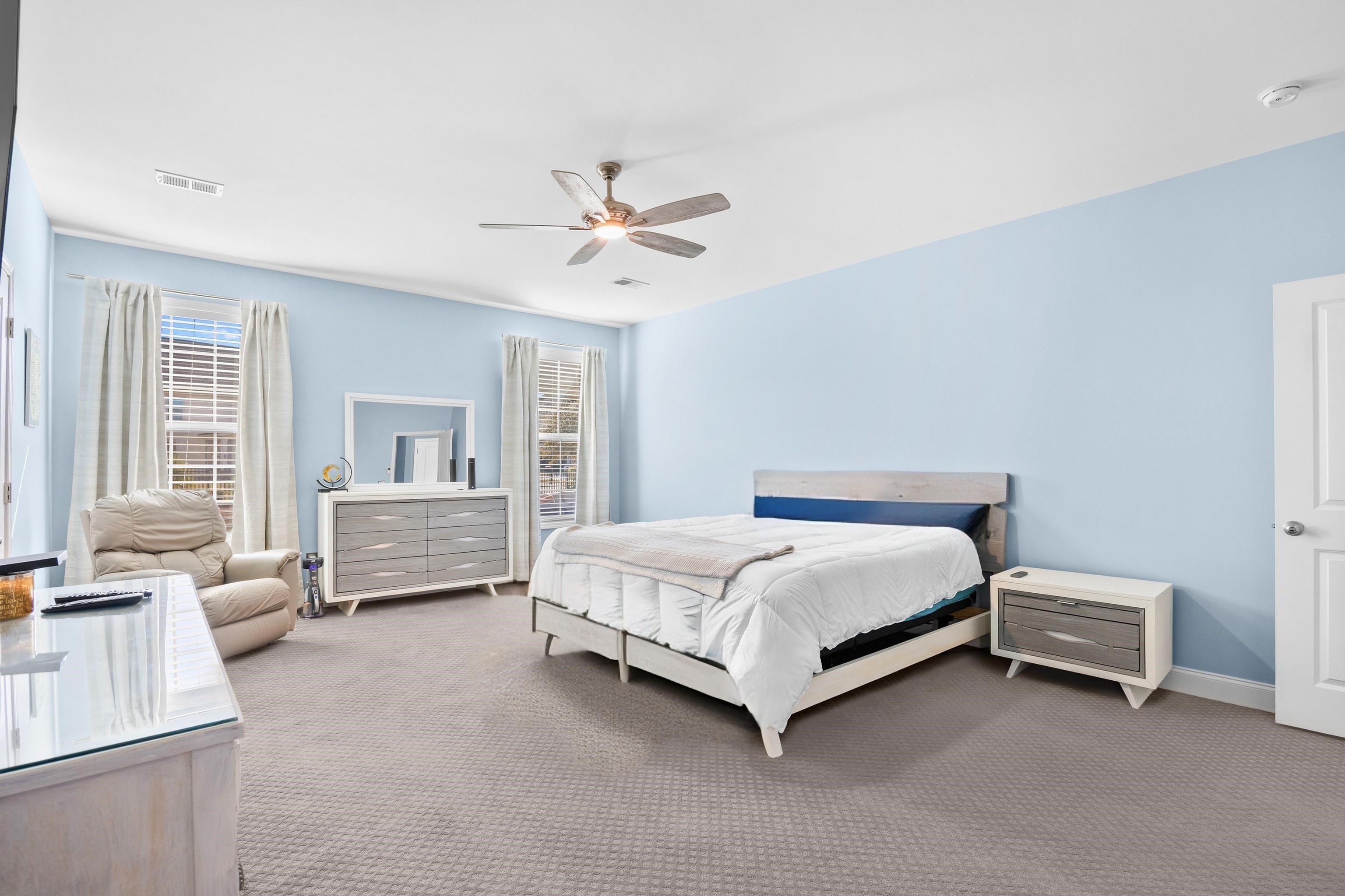 1198 Shire Way Property Photo 16