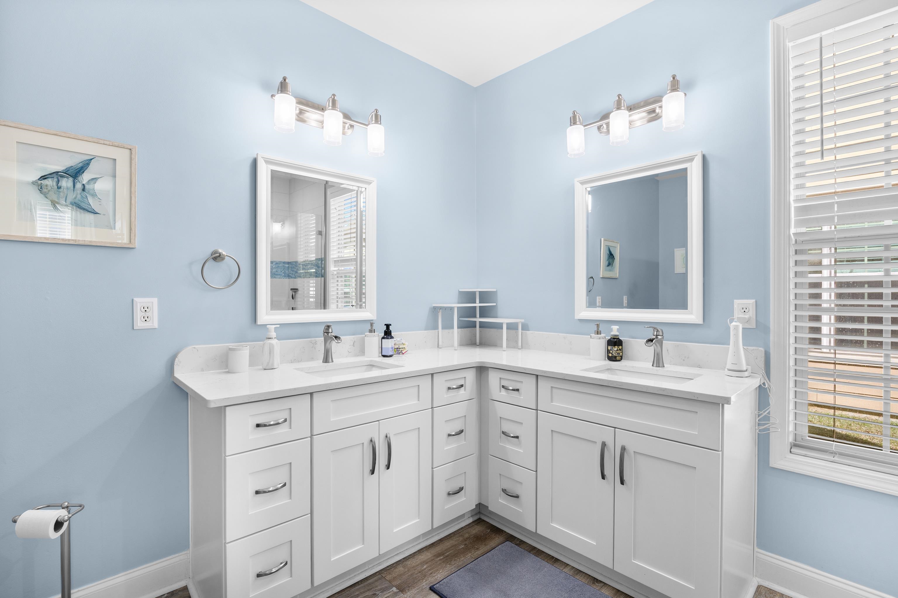 1198 Shire Way Property Photo 18